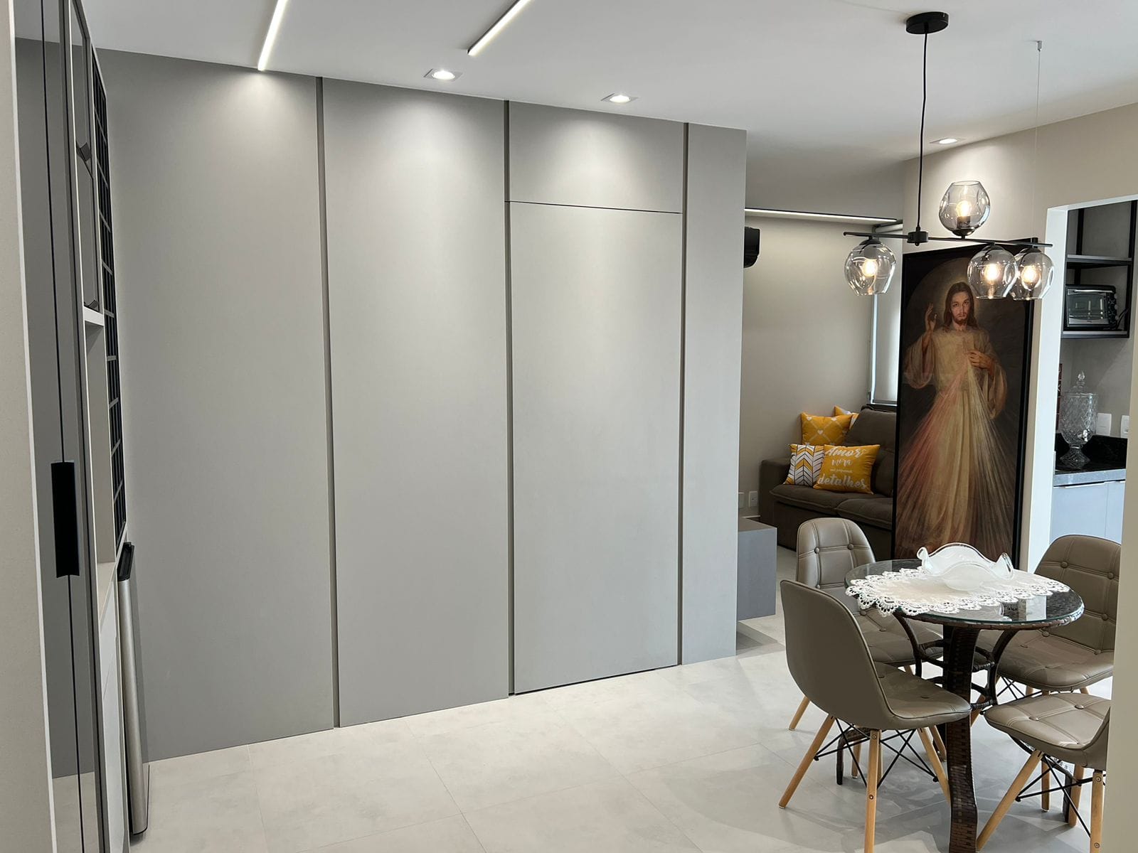 Apartamento à venda, Edifício  Vista Parque Lago, 71m² úteis, 2 quartos (sendo 1 suíte) 2 vagas, andar alto, sol da manhã - Jardim Presidente, Lo