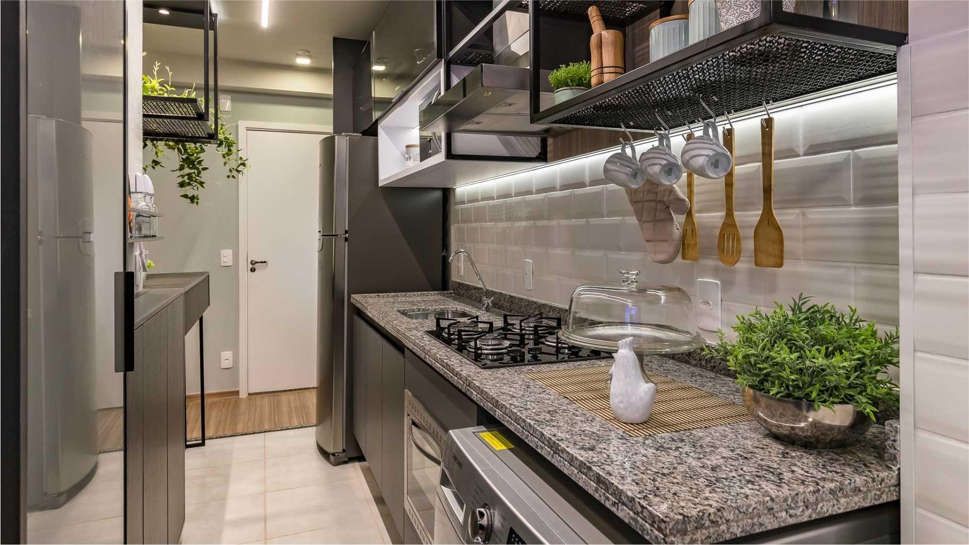 Apartamento à venda, Sunny Downtown,  64m2 uteis, 2 Dormitorios, Sendo 1 Suite, Sala Estendida, Sacada com Churrasqueira, Bairro: Marco Zero, Lon