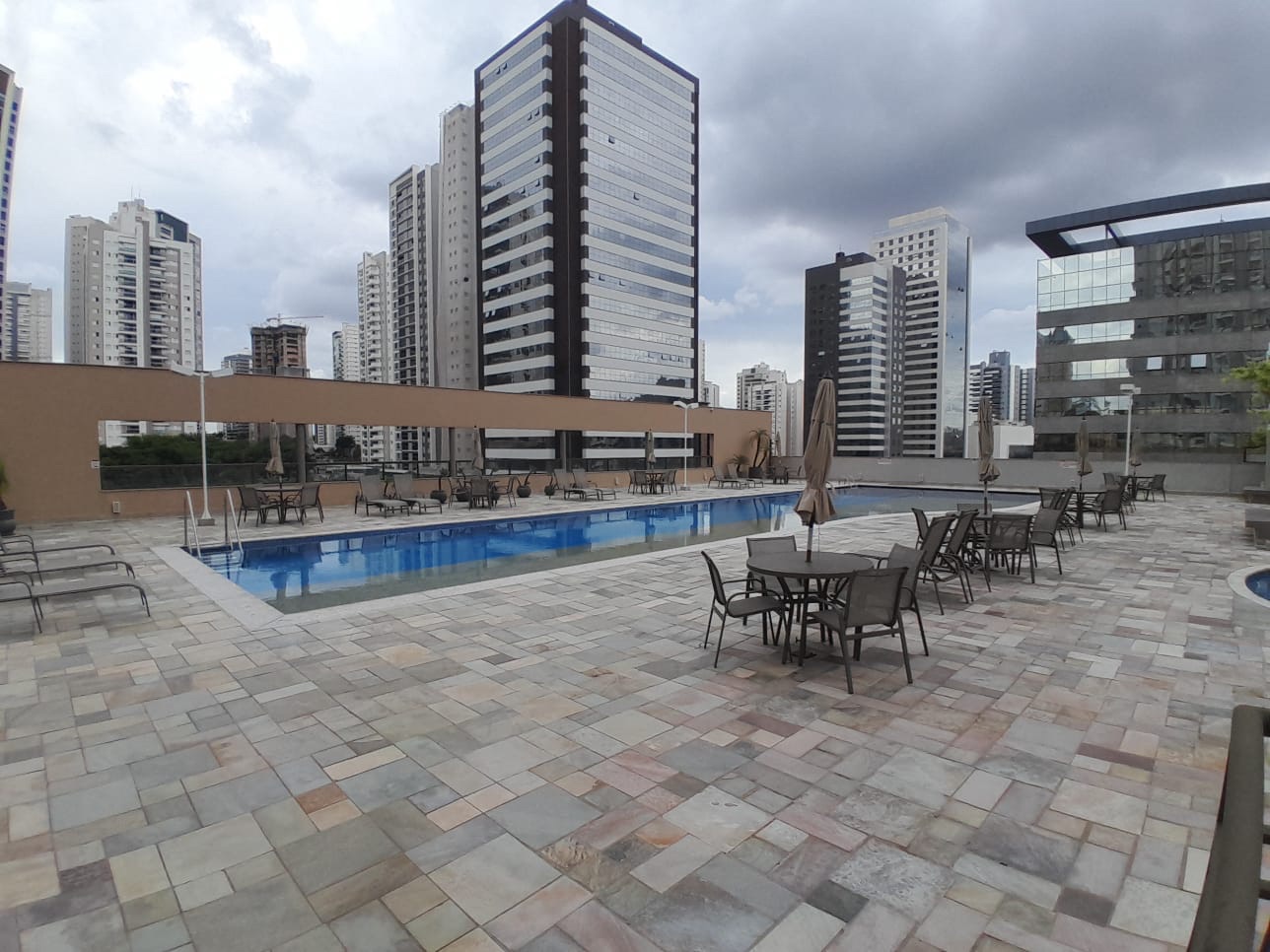 Apartamento padrão à Venda, Santa Rosa, Londrina, PR