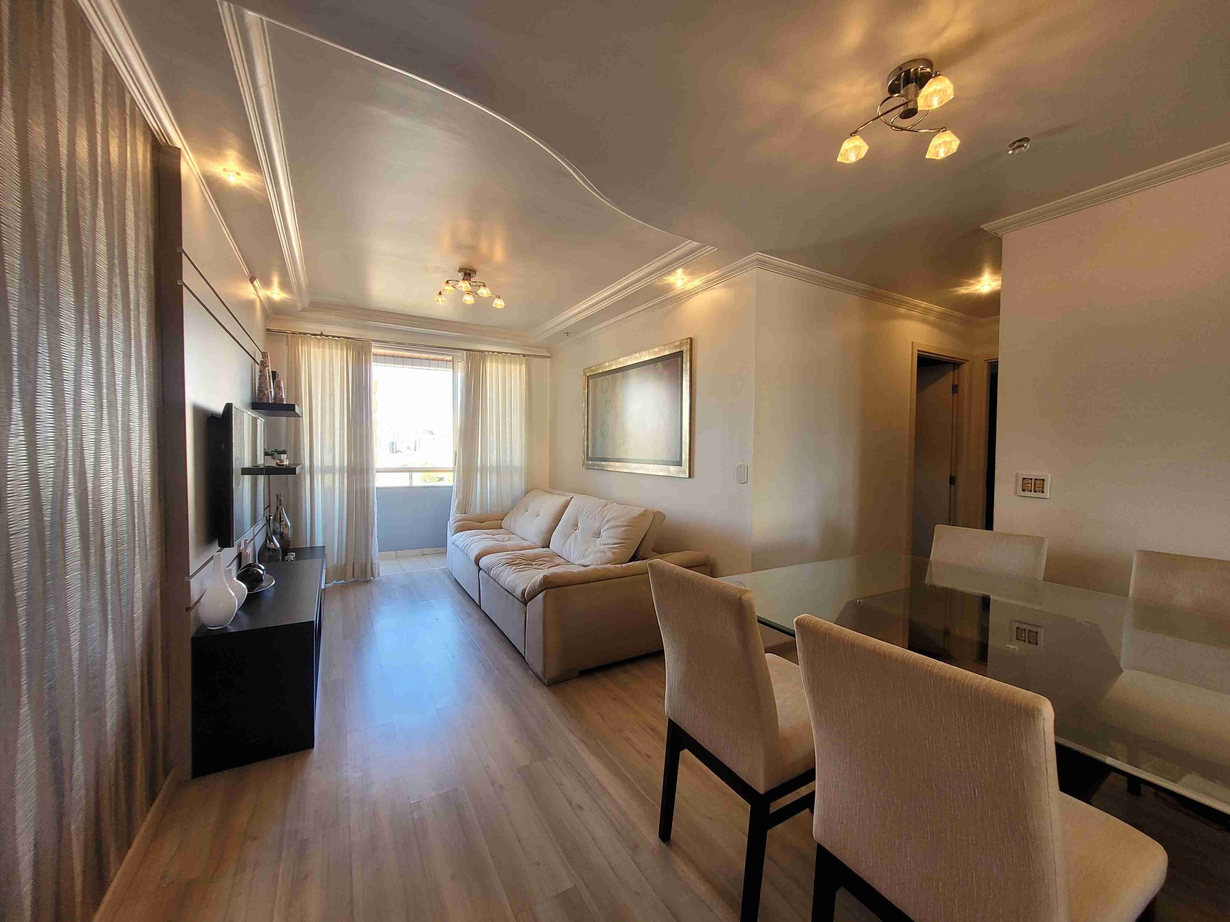 Apartamento à venda no Edifício Studio V,2 quartos sendo 1 suite, mobiliado, sol da manha,Centro, Londrina, PR