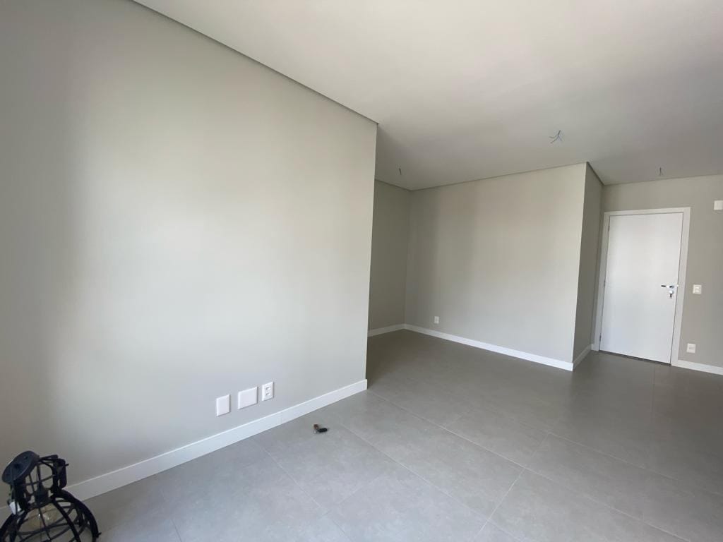 Apartamento à venda, 62 m2/ 2 quartos( sendo 1 suíte)- Ed Insight Palhano- Gleba Fazenda Palhano, Londrina, PR