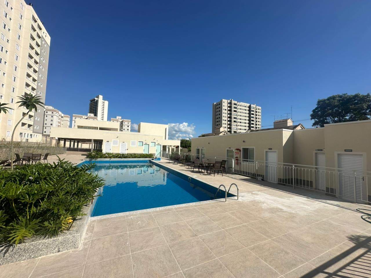 Apartamento à venda, próximo à Universidade Estadual de Londrina (UEL) , Londrina - PR