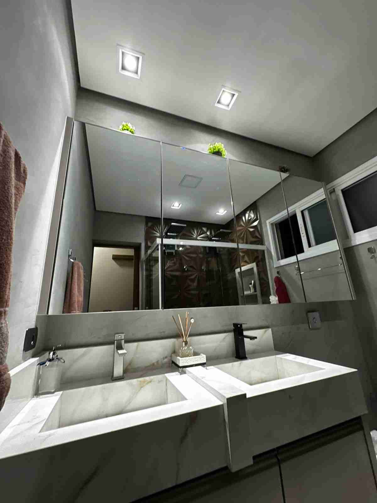Casa para locação, mobiliada , 3 suítes, 4 vagas, no condomínio Terras de Canaã,Cambé - PR