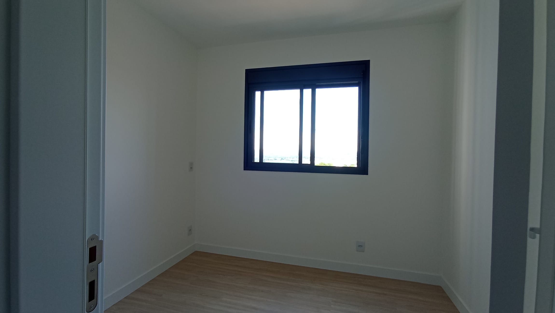 Apartamento novo à venda, Edifício Mind, 84m² úteis, 3 quartos sendo 1 suíte, 2 vagas  -  Terra Bonita, Londrina, PR