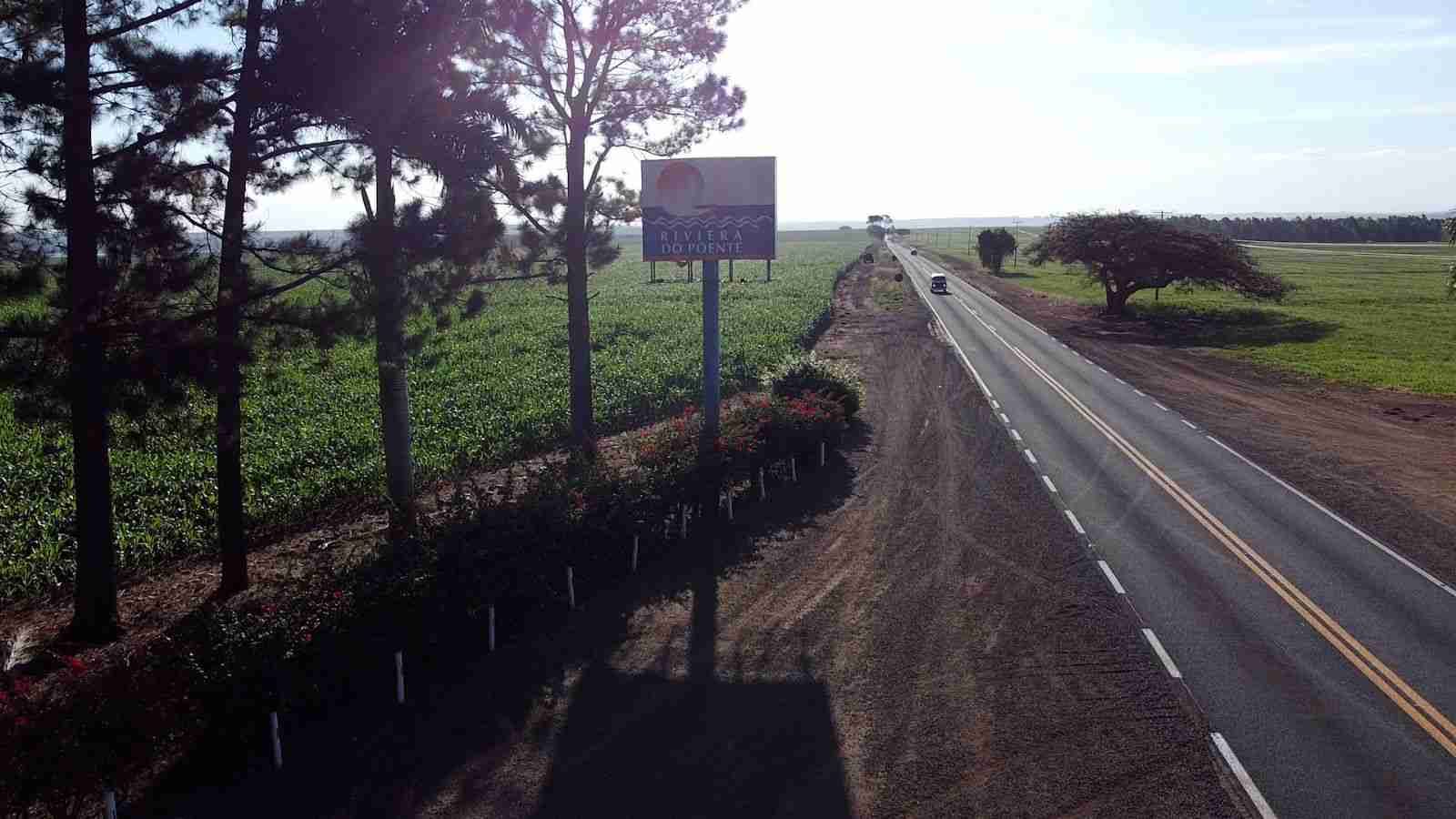 Chácara à Venda no condomínio Riviera do Poente, mobiliada,4 Suites climatizadas, Alvorada do Sul, PR