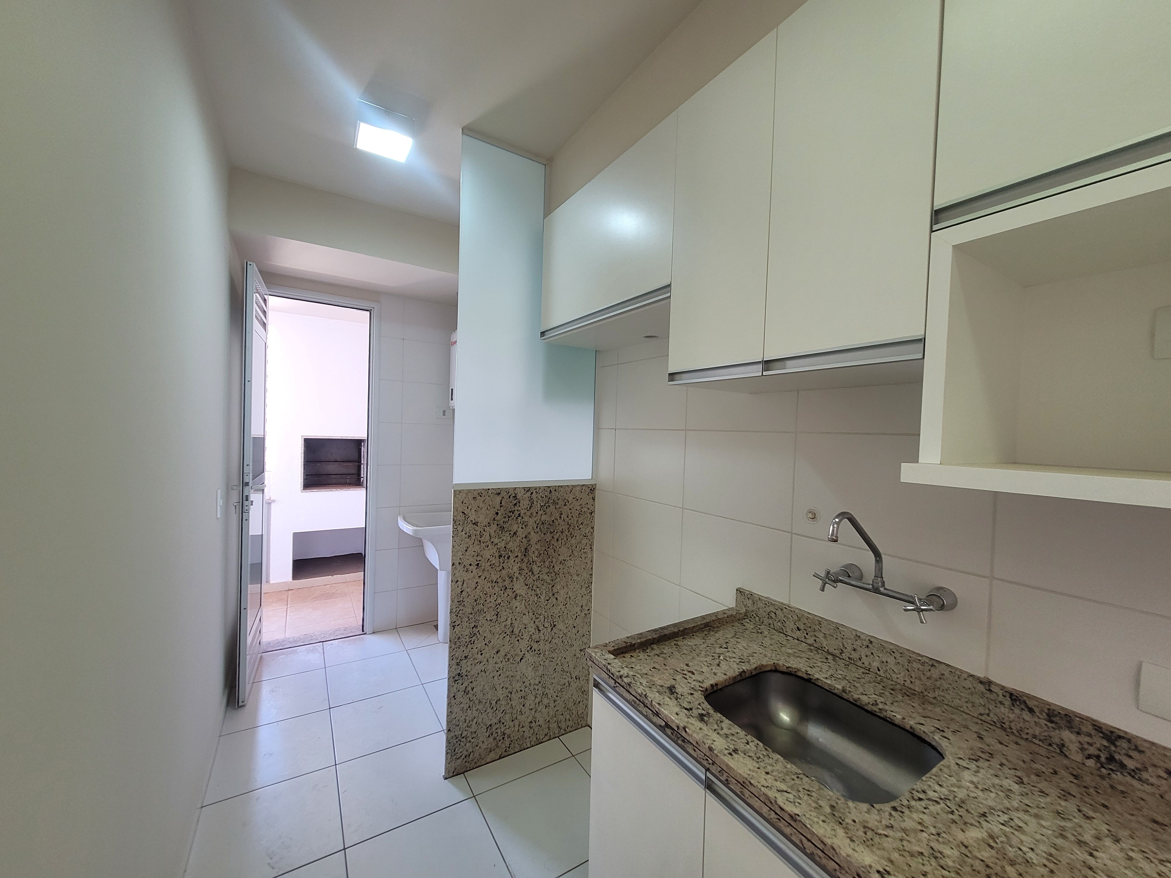 Apartamento à venda, Edifício Neo Palhano, 77m² úteis, 3 quartos sendo 1 suíte - Gleba Fazenda Palhano, Londrina, PR