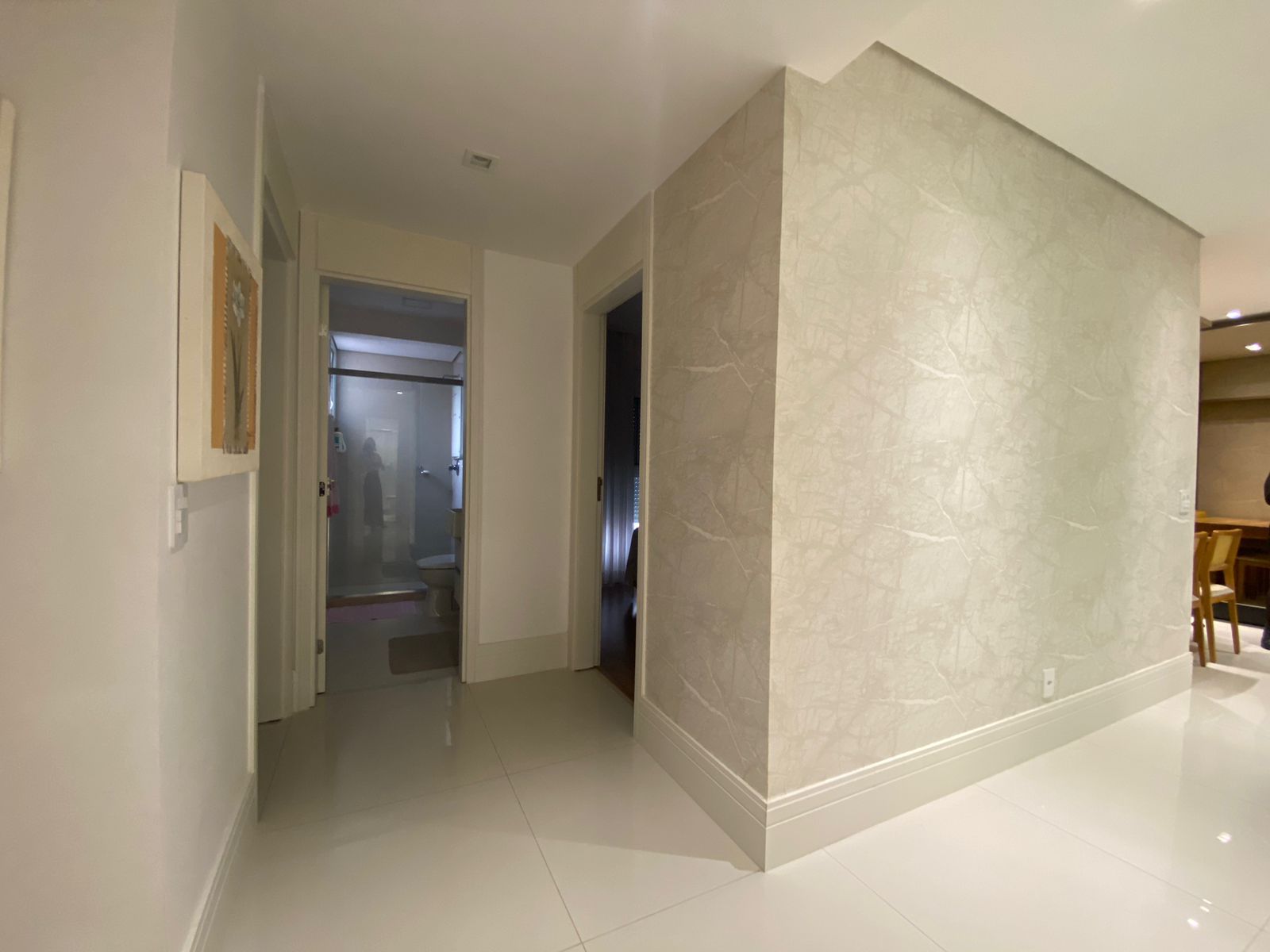 Apartamento à venda, Edifício Landmark, 214m² úteis, 2 suítes,2 Demi suítes, 3 vagas, estuda permuta de menor valor  - Gleba Fazenda Palhano, Lon