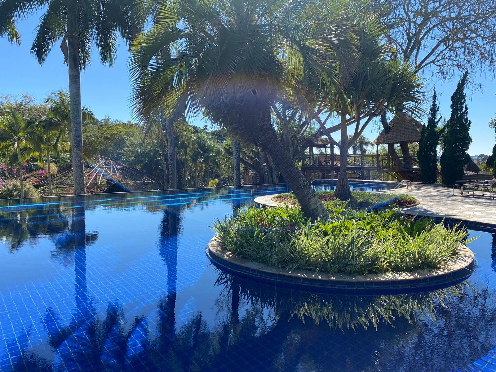 Terreno à Venda, total 3127m² em Condomínio Terras de Canaã -  Cambé PR