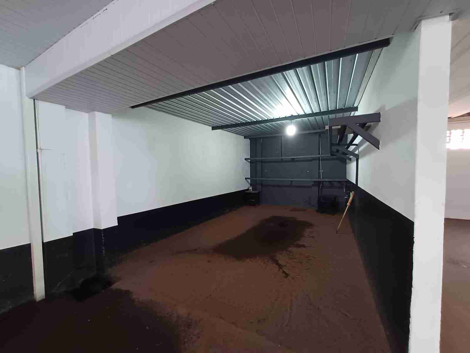 Barracão para locação, 800m² úteis, fachada em vidro, excelente localização Av Higienópolis , 8 vagas-  Jardim Higienópolis, Londrina, PR