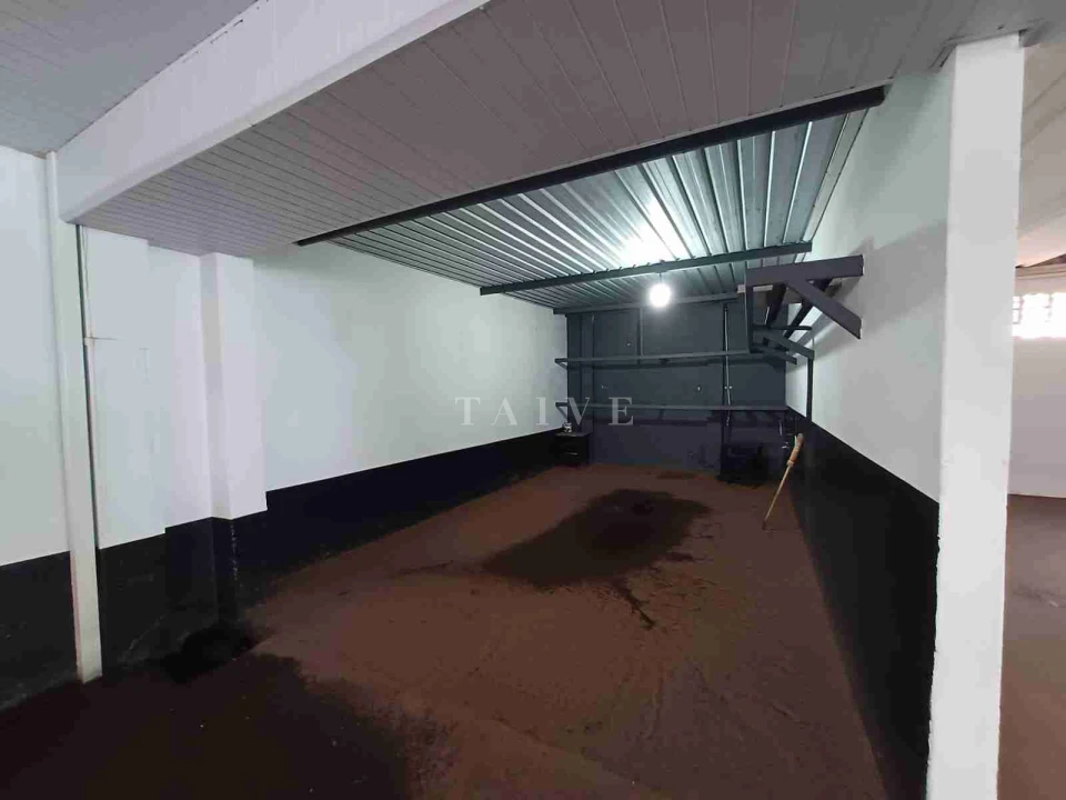 Barracão para locação, 800m² úteis, fachada em vidro, excelente localização Av Higienópolis , 8 vagas-  Jardim Higienópolis, Londrina, PR - foto 12