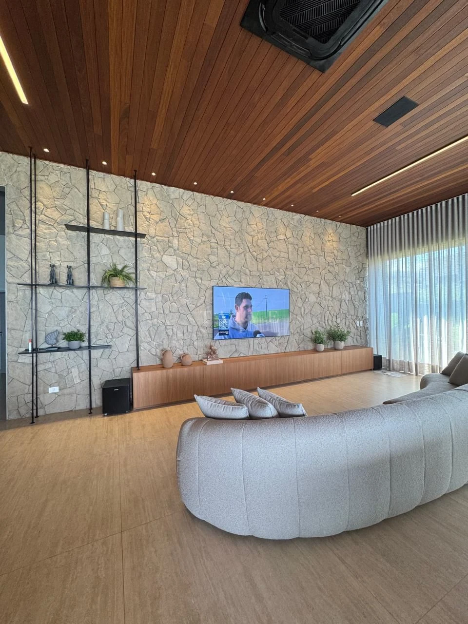 Casa 6 quartos à venda em Paranagi, Sertaneja — Estância Punta Del Este - foto 2