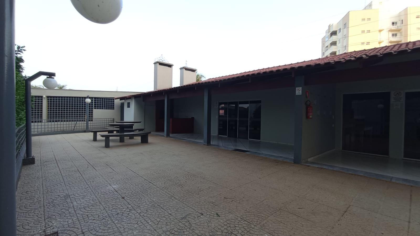 Apartamento à venda, Residencial Monterrey, 71m², 3 dormitórios, 1 banheiros, 1 vagas de garagem, 5º andar, Região Leste, Jardim Antares, Londrin