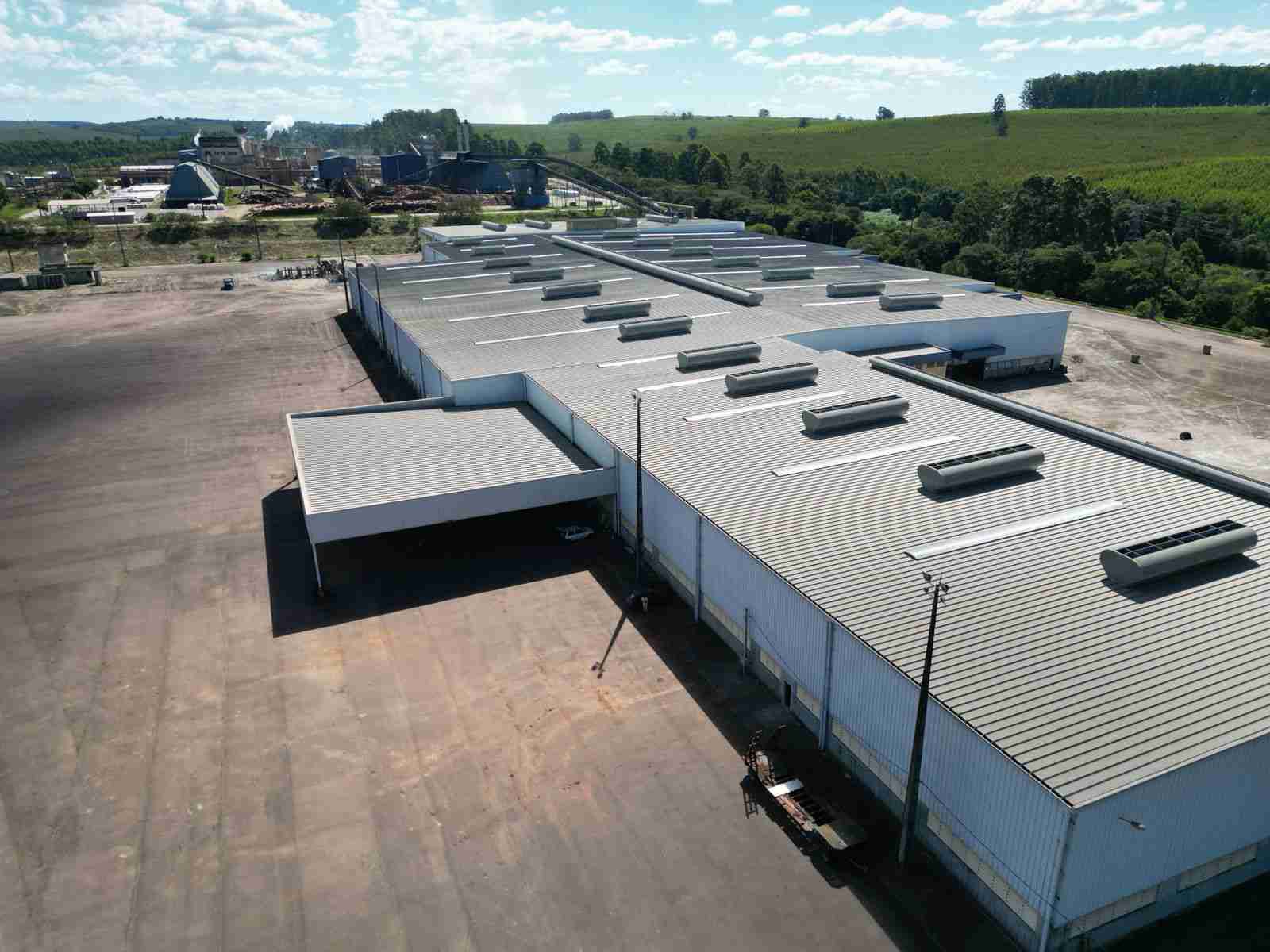 Galpão logístico à Venda ou locação, 144.151m² total, 30.0000M² de construção,  próxima à BR-153 (Transbrasiliana) - Arapoti, PR