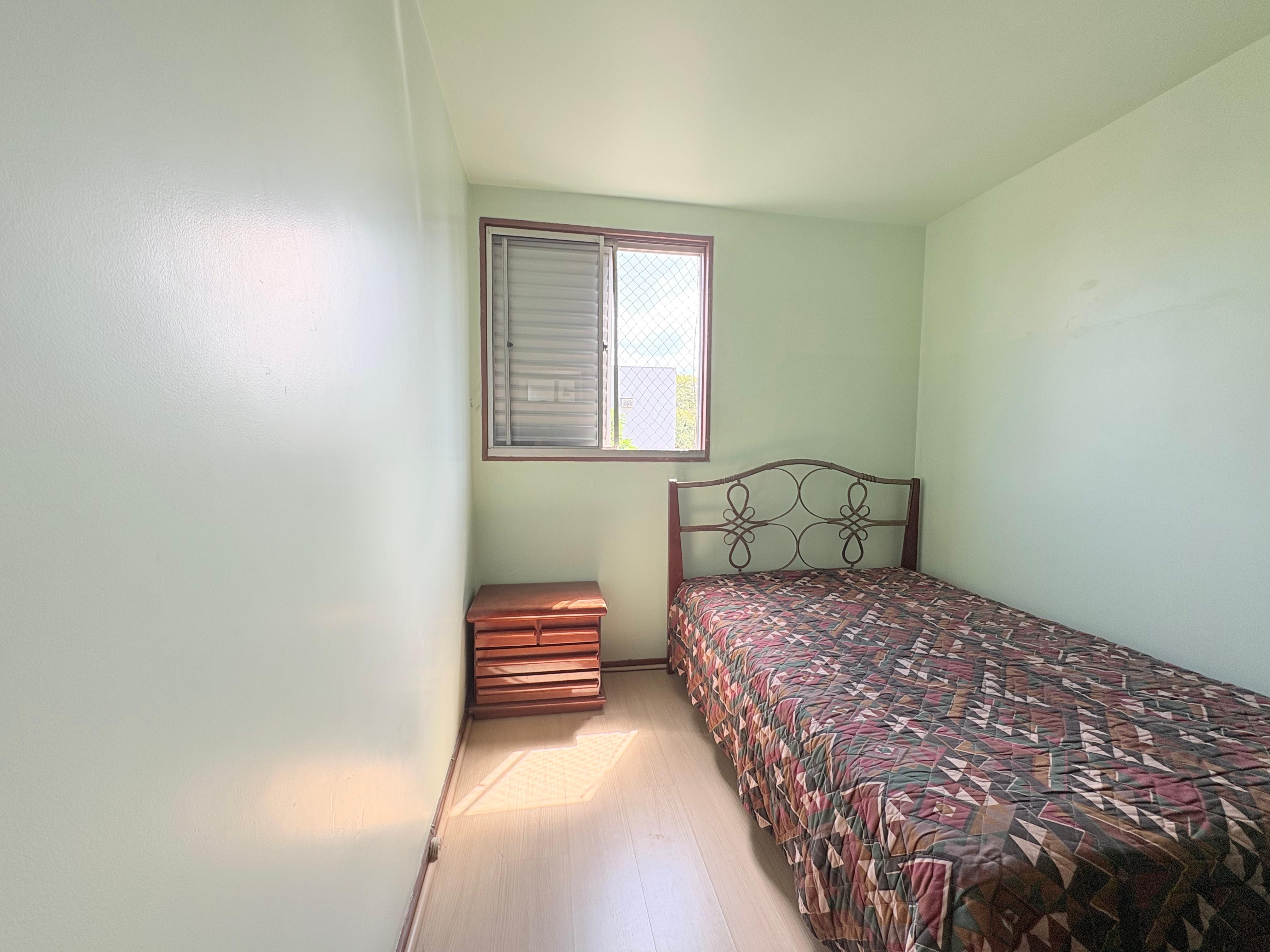 Apartamento padrão à Venda, 290mil próximo à igreja e colégio, Mesquita, Antares, Londrina, PR