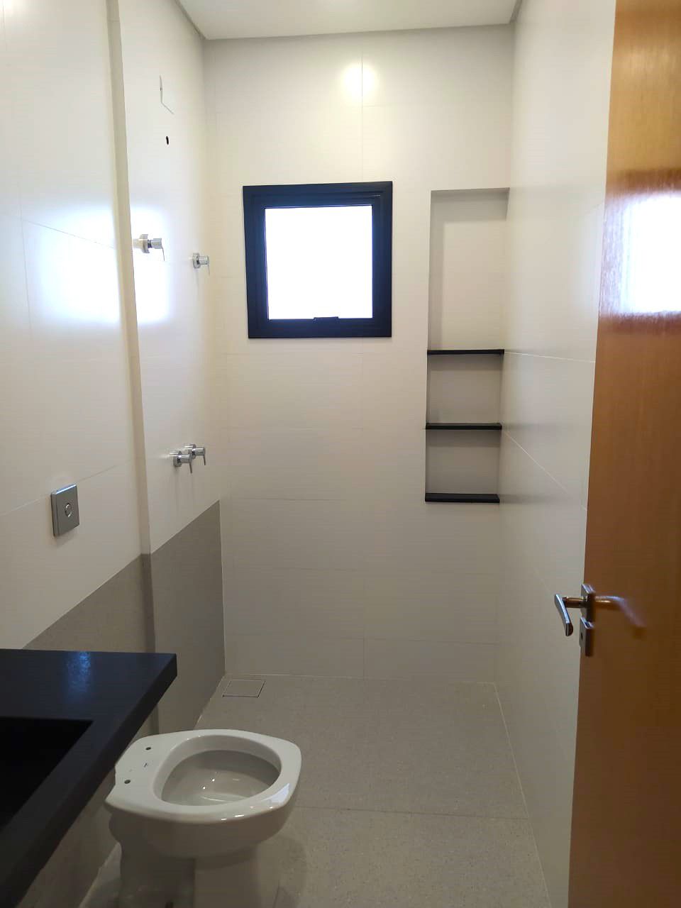 Sobrado à venda, 190m² úteis,  Condominio Tangará, 03 quartos, 4 vagas - Gleba Simon Frazer, Londrina, PR