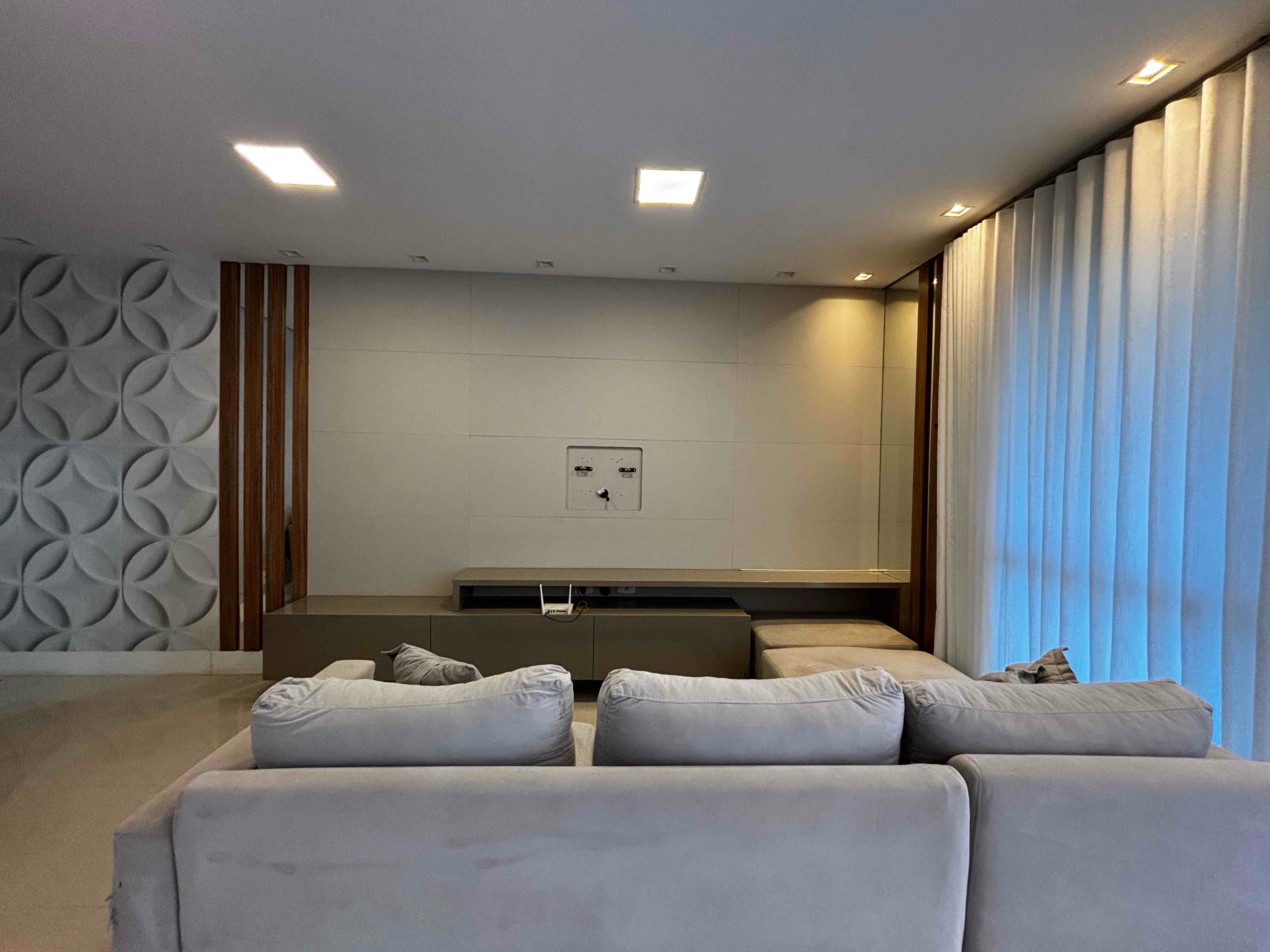 Apartamento  à Venda, Edifício Kensington, 108m² úteis, 3 quartos sendo 1 suíte, planejado, andar alto -  Santa Rosa, Londrina, PR