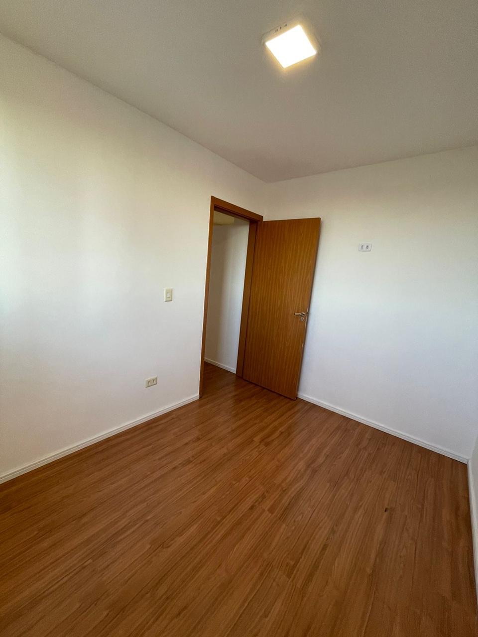Apartamento à venda Spazio Louvre, 45m², 2 dormitórios com armários, 1 banheiro, 1 vaga de garagem, móveis embutidos, Gleba Fazenda Palhano, Lond