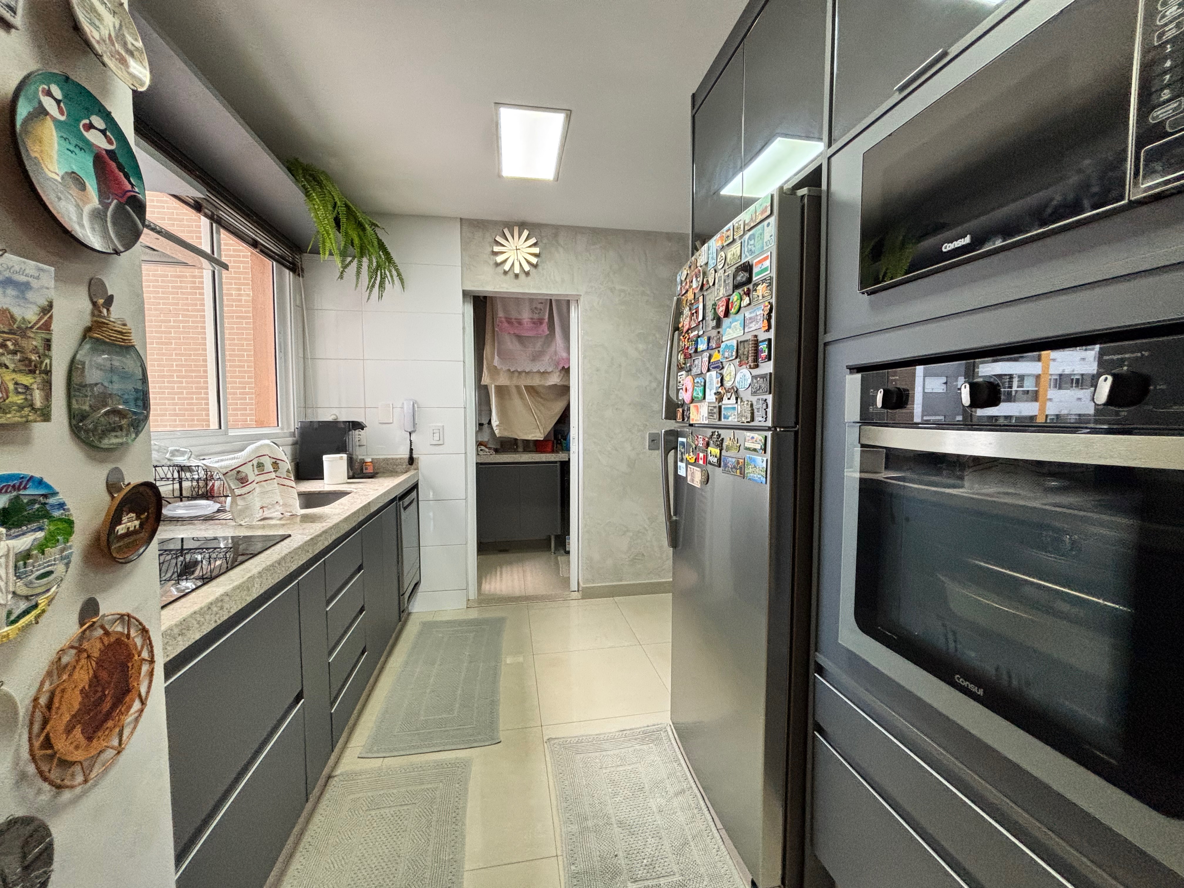 Apartamento à venda, Edifício Vert, 3 quartos sendo 1 suíte, 3 vagas, andar alto, mobiliado - Gleba Fazenda Palhano, Londrina, PR