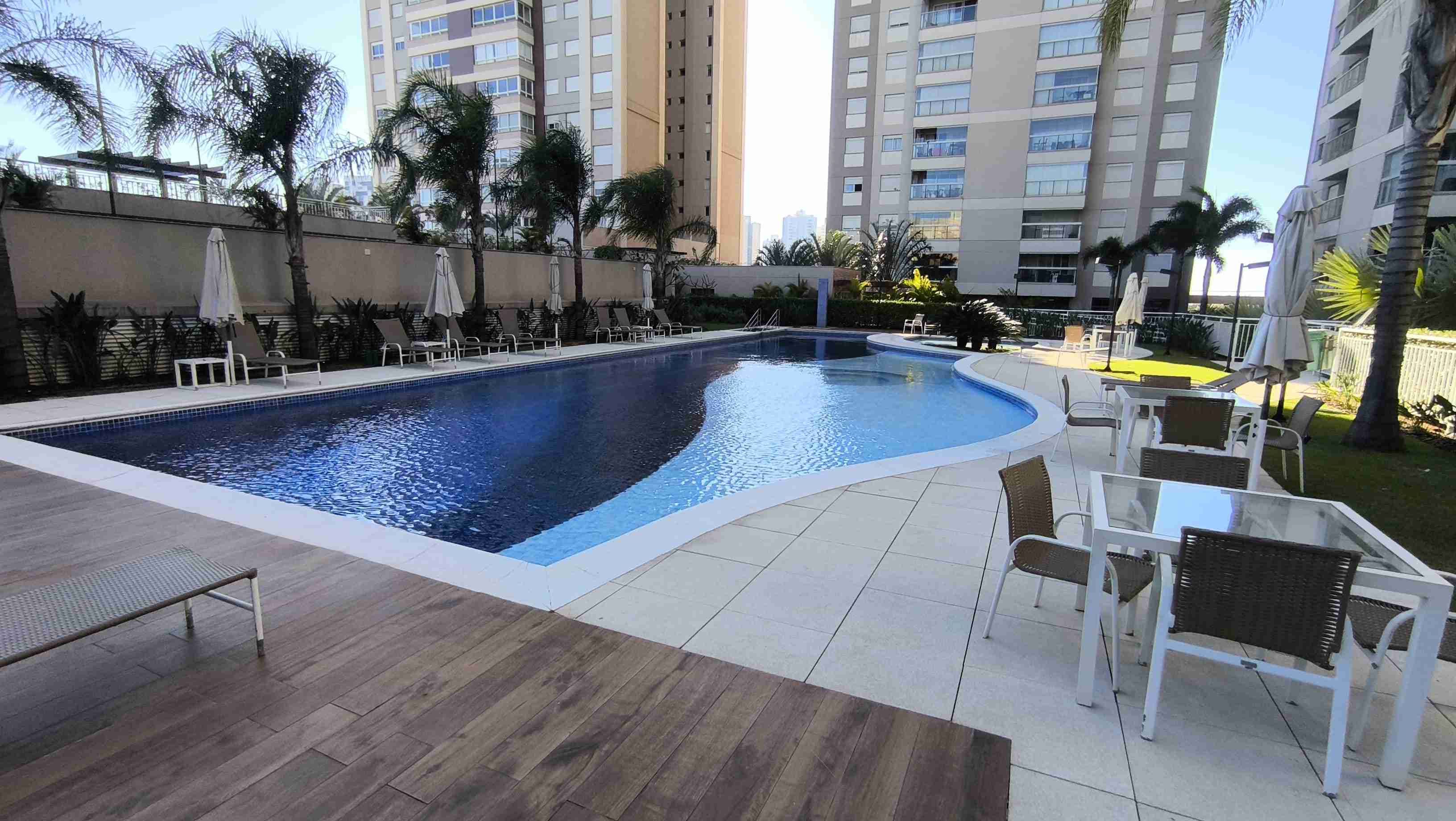 Apartamento à venda no Edifício Victoria Parque,2 quartos,Gleba Fazenda Palhano, Londrina, PR
