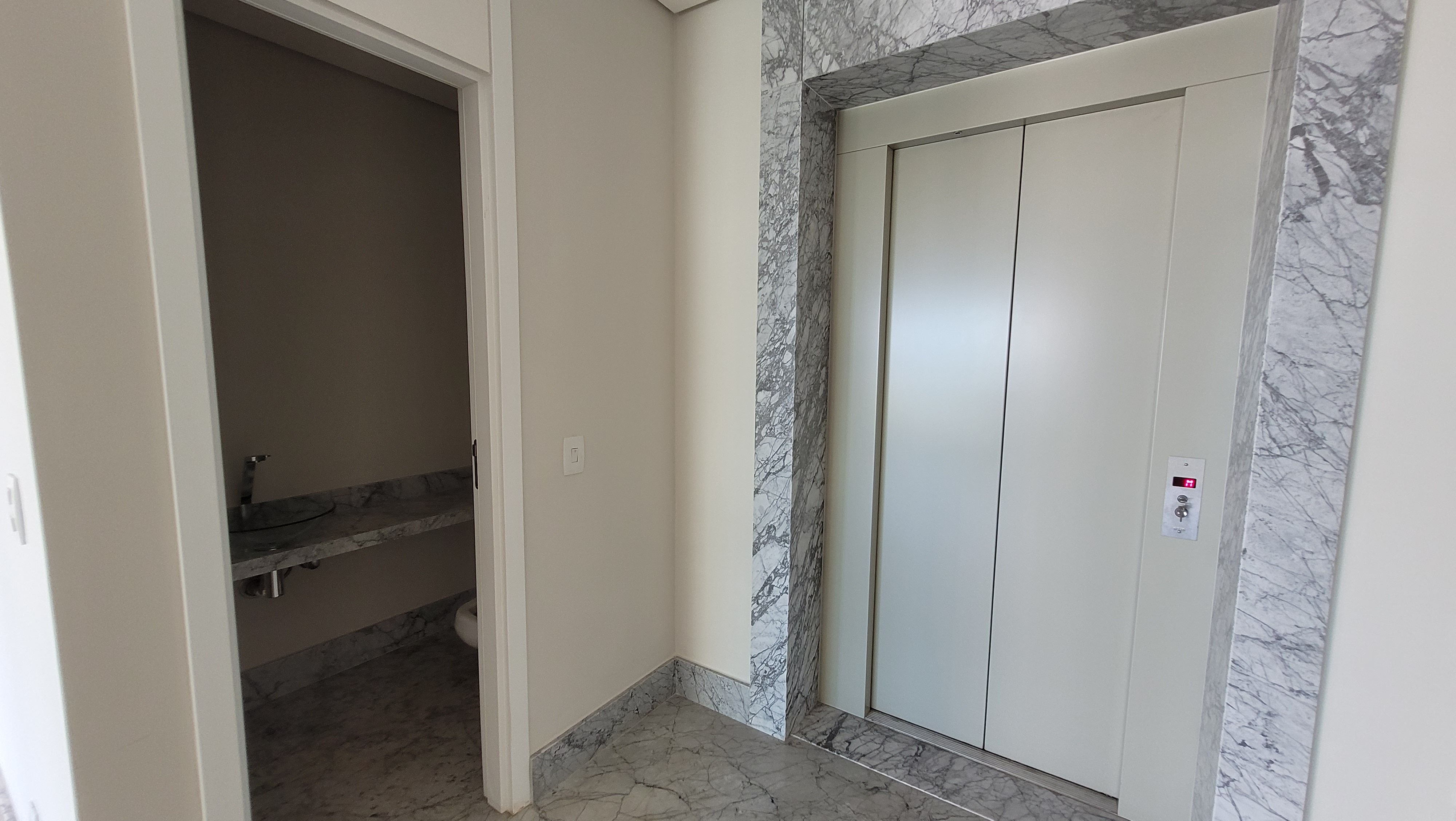 Apartamento  à Venda, 173m² privativos, Ed Queens Park, 3 suítes sendo 1 master, 2 vagas - Gleba Fazenda Palhano, Londrina, PR