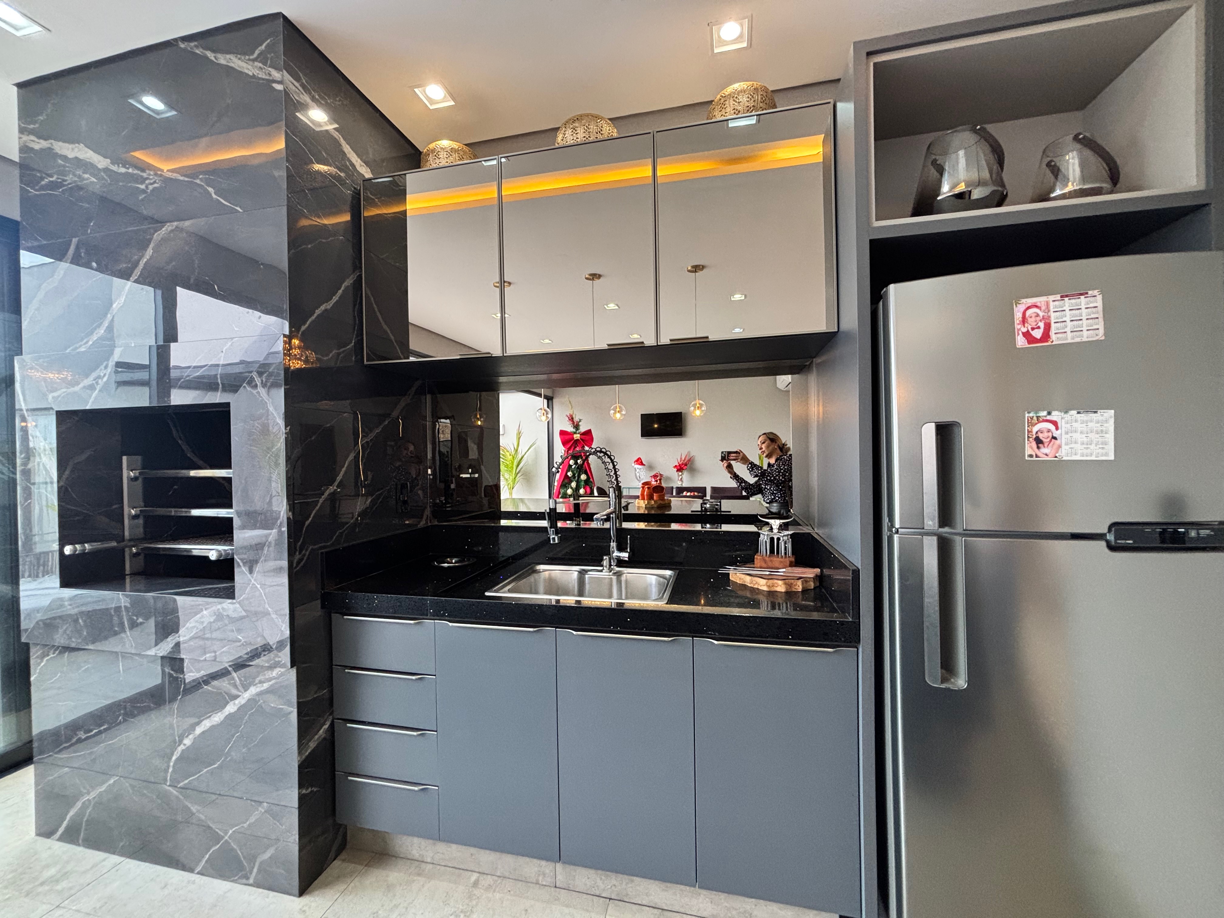 Casa térrea à venda, Condomínio Sun Lake, 249m² de construção, 3 suítes, 4 vagas  - Recanto do Salto, Londrina, PR