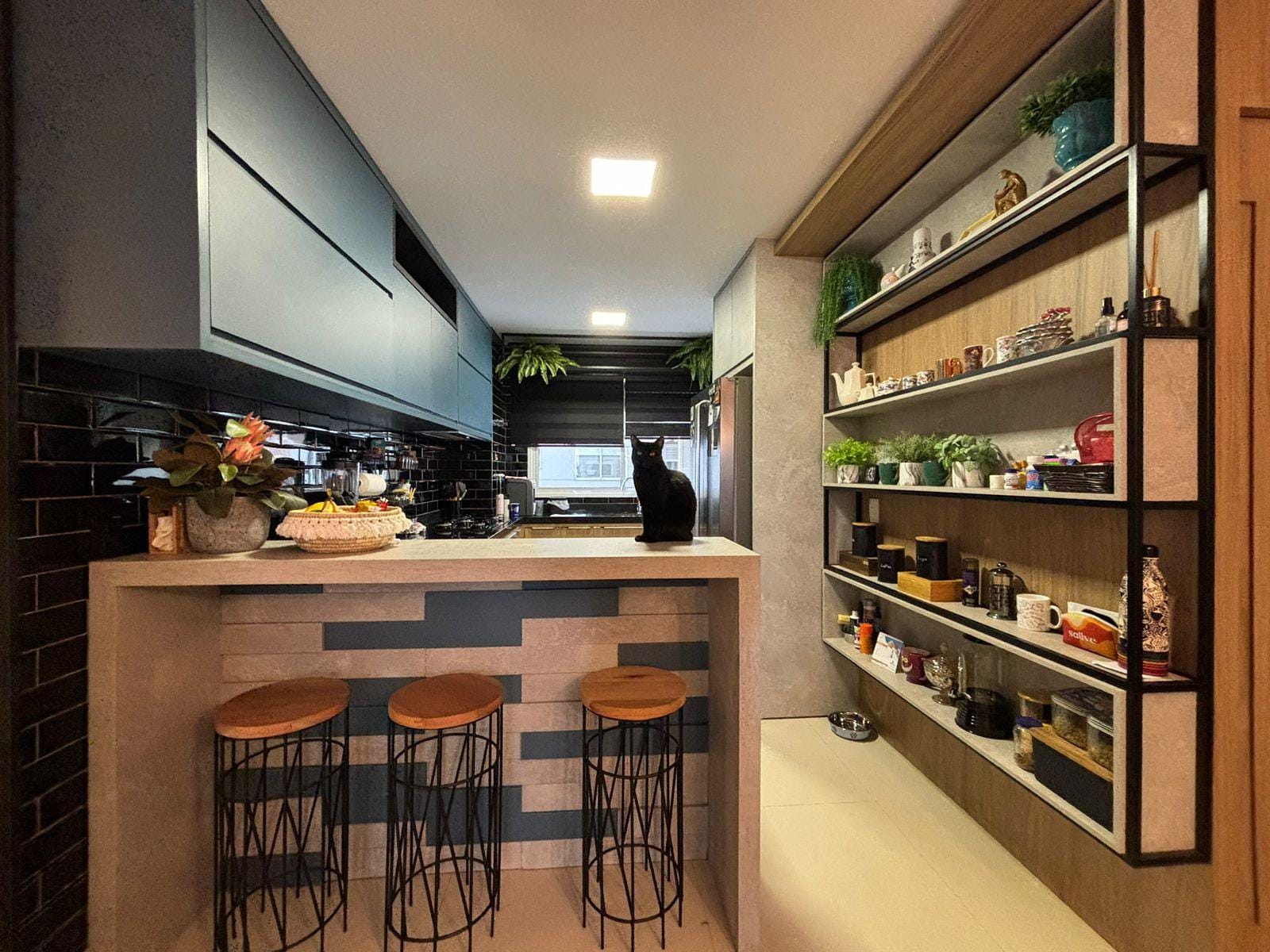 Apartamento à venda, 173 m²úteis, Edifício Queens Park, 3 suítes, closet e hidro, Varanda gourmet, decorado na Gleba Fazenda Palhano -Londrina, P