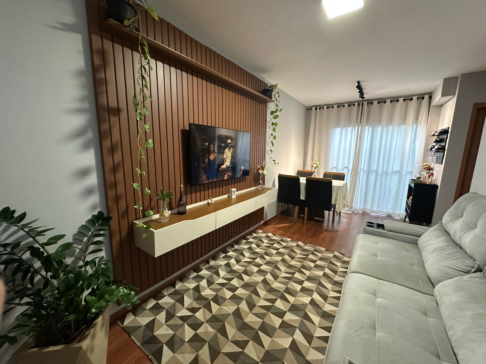 Apartamento à venda, 2 quartos, 57 m², Residencial Lituania, Jardim Lago Norte, Londrina, PR