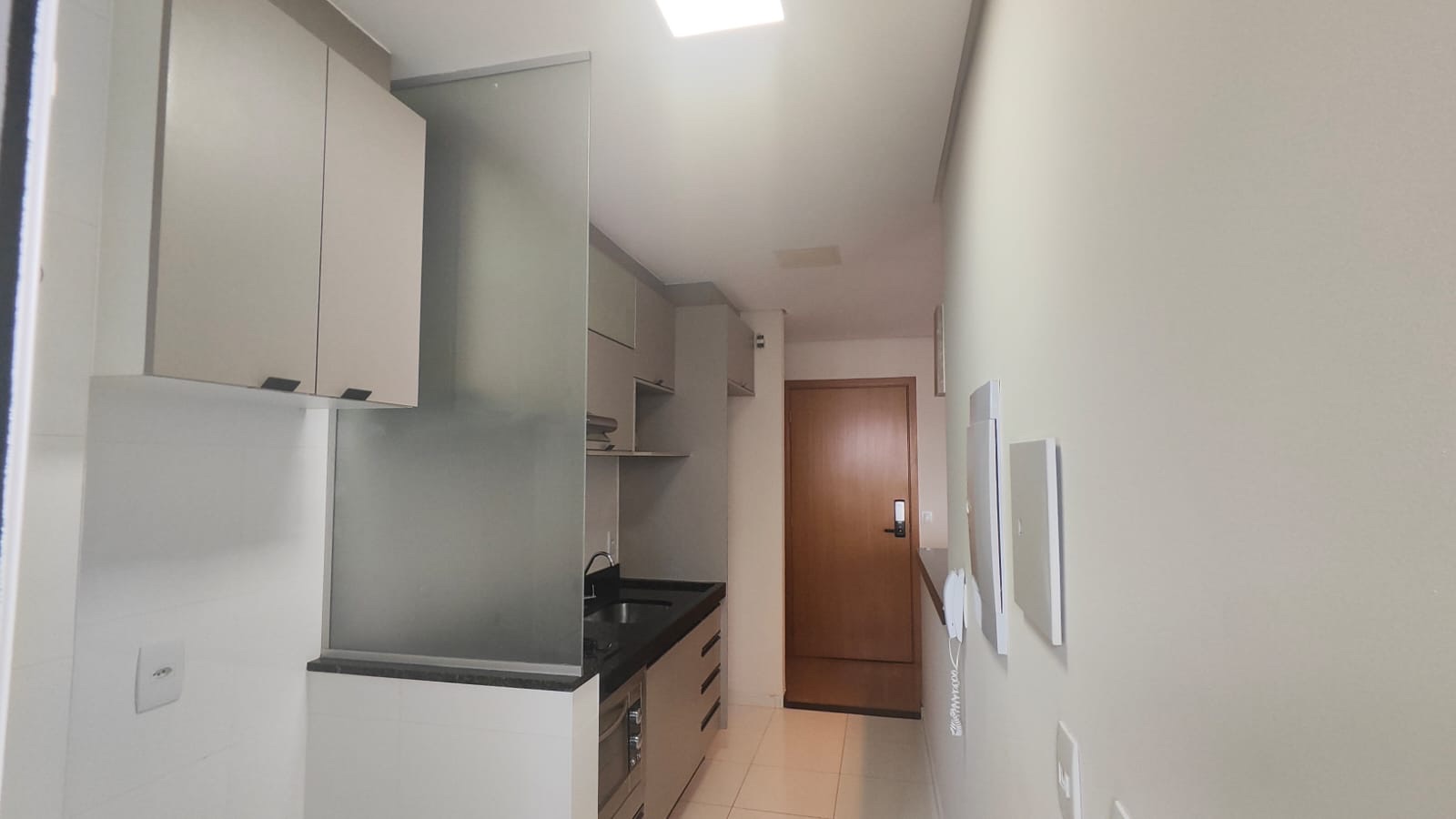 Apartamento à venda, na região Gleba Palhano 1, Londrina, PR