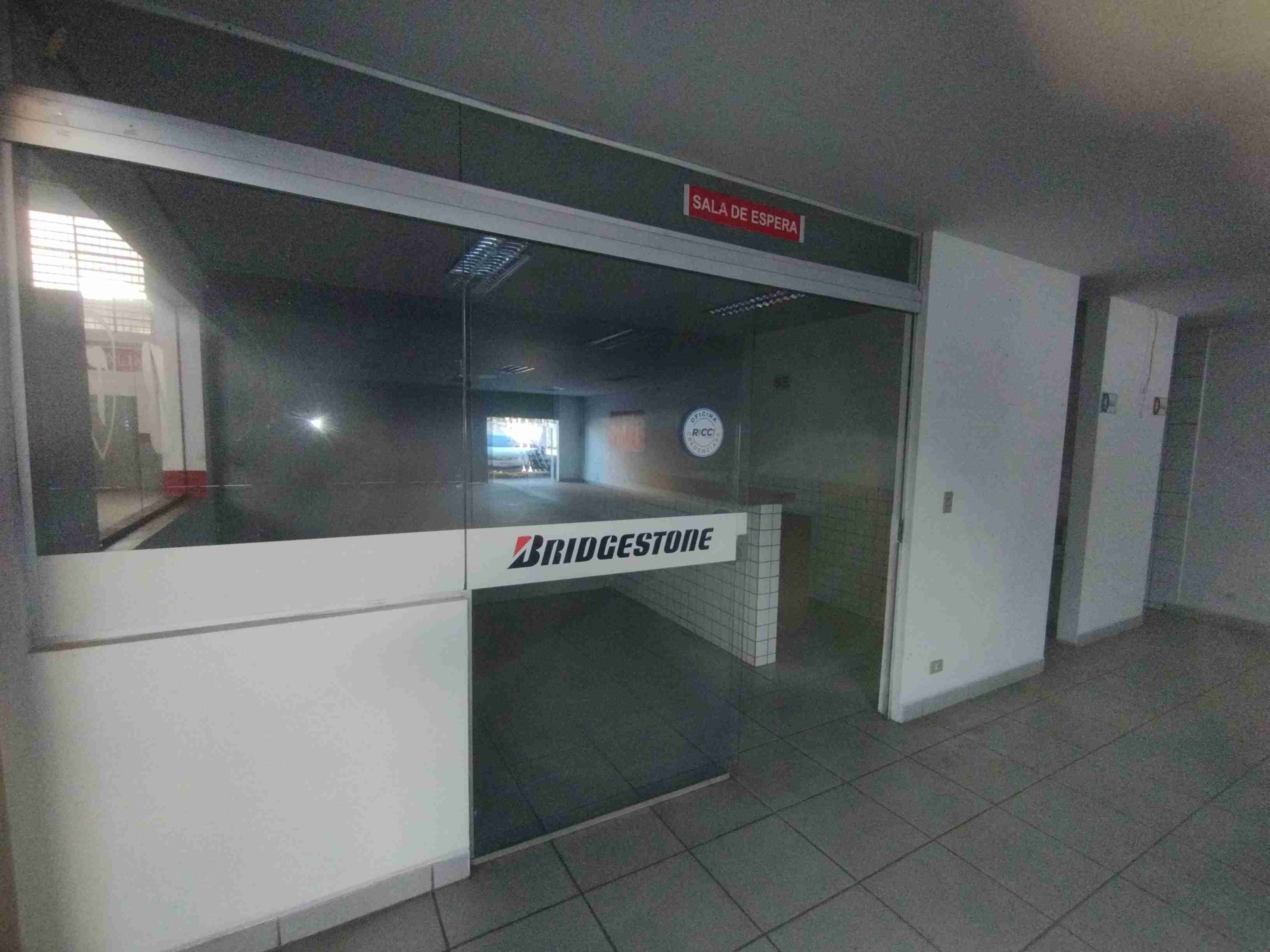 Galpão/Barracão para locação comercial, 750M², localização Av Tiradentes - Jardim Shangri-la  - Londrina Pr