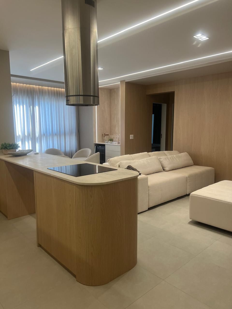 Apartamento à venda, 2 suites, 89 m², Condominio Insight, Gleba Fazenda Palhano, Londrina, PR