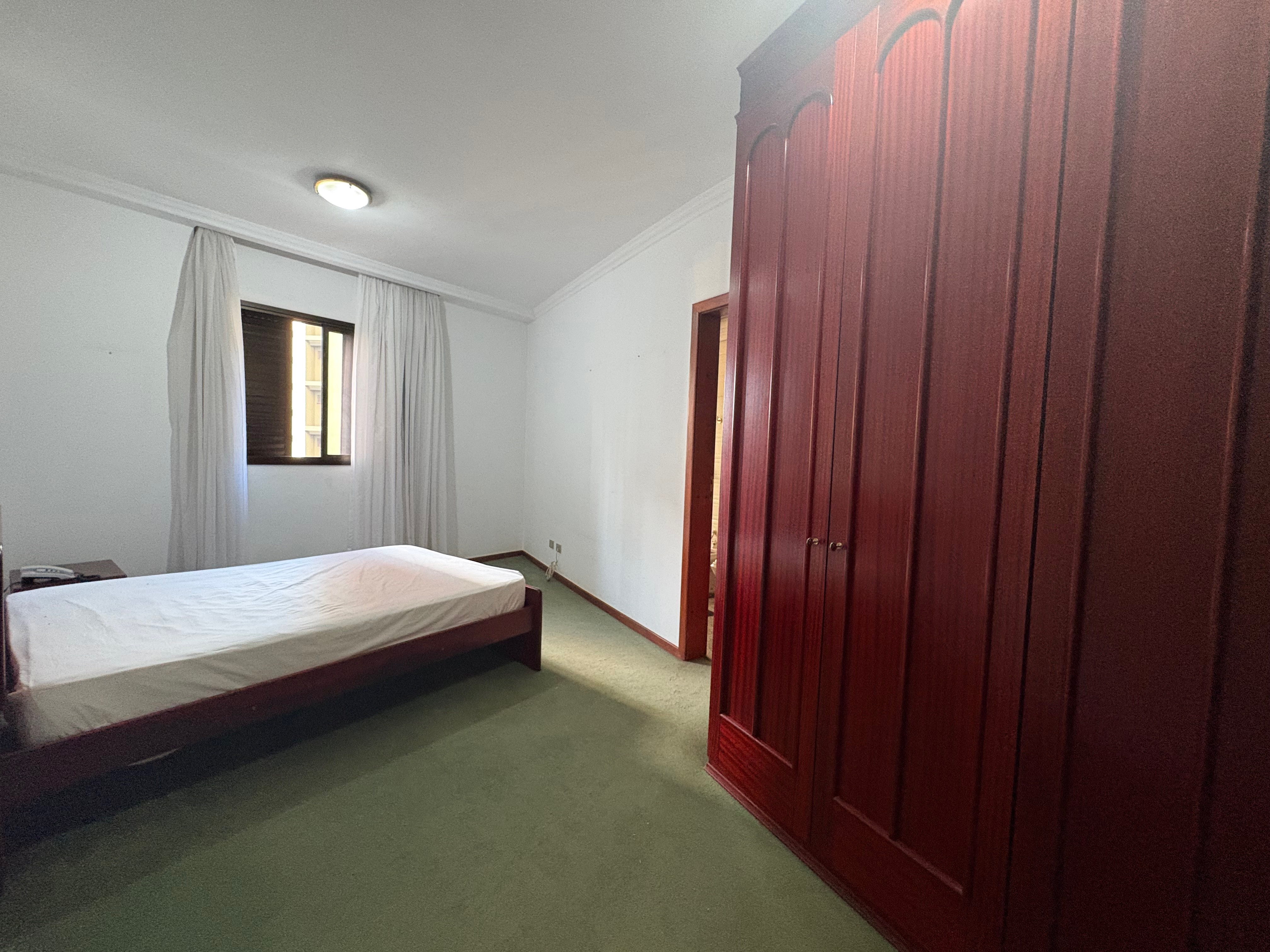Apartamento à venda, Edifício Palais Lac Dor, 3 suítes, 5 vagas  - Londrina, PR