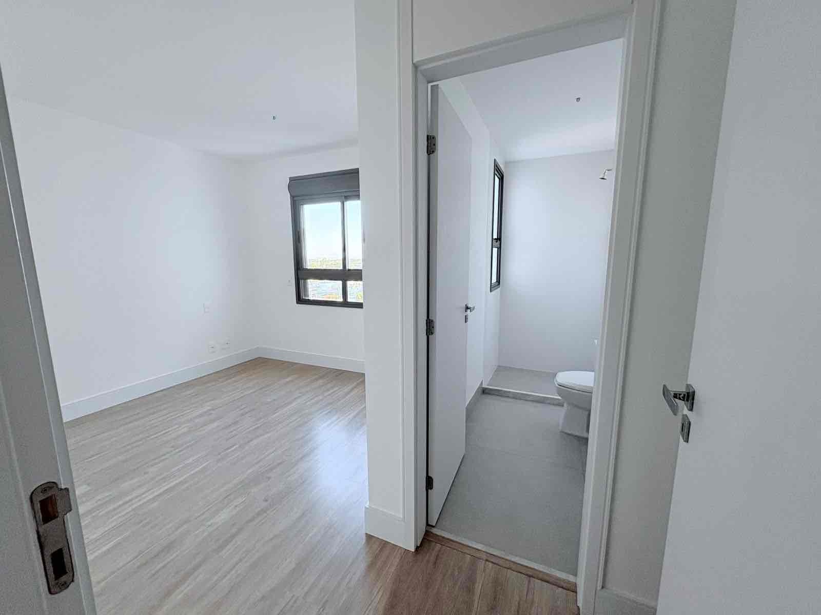 Apartamento novo à Venda, Edifício Lakeside, 232 m² úteis, 3 suítes, 4 vagas, sol da manhã,  elevador privativo, sacada com skinglass- Bela Suiça