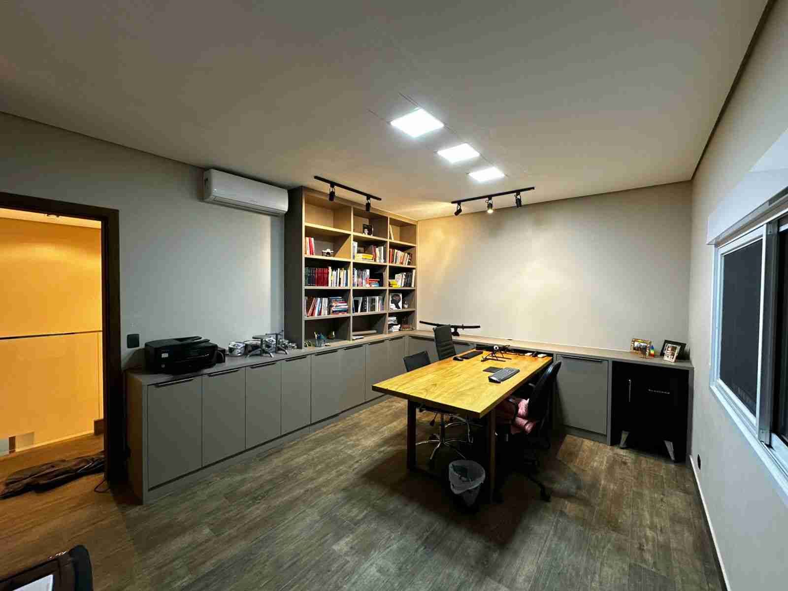 Casa para locação, mobiliada , 3 suítes, 4 vagas, no condomínio Terras de Canaã,Cambé - PR