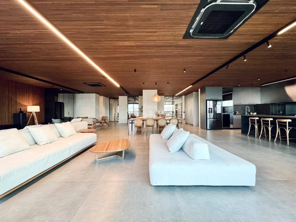Apartamento à venda Condomínio Maison Heritage alto padrão, 388 m²,4 suítes, 6 banheiros, 4 vagas de garagem, Próximo Lago Igapó, Gleba Palhano, 