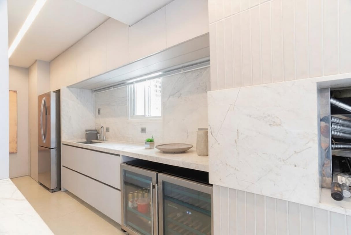 Apartamento à venda, Edifício Champs Élysées, 130m² úteis, 3 suítes, 3 vagas, andar alto, mobiliado, varanda gourmet - Gleba Palhano, Londrina, P