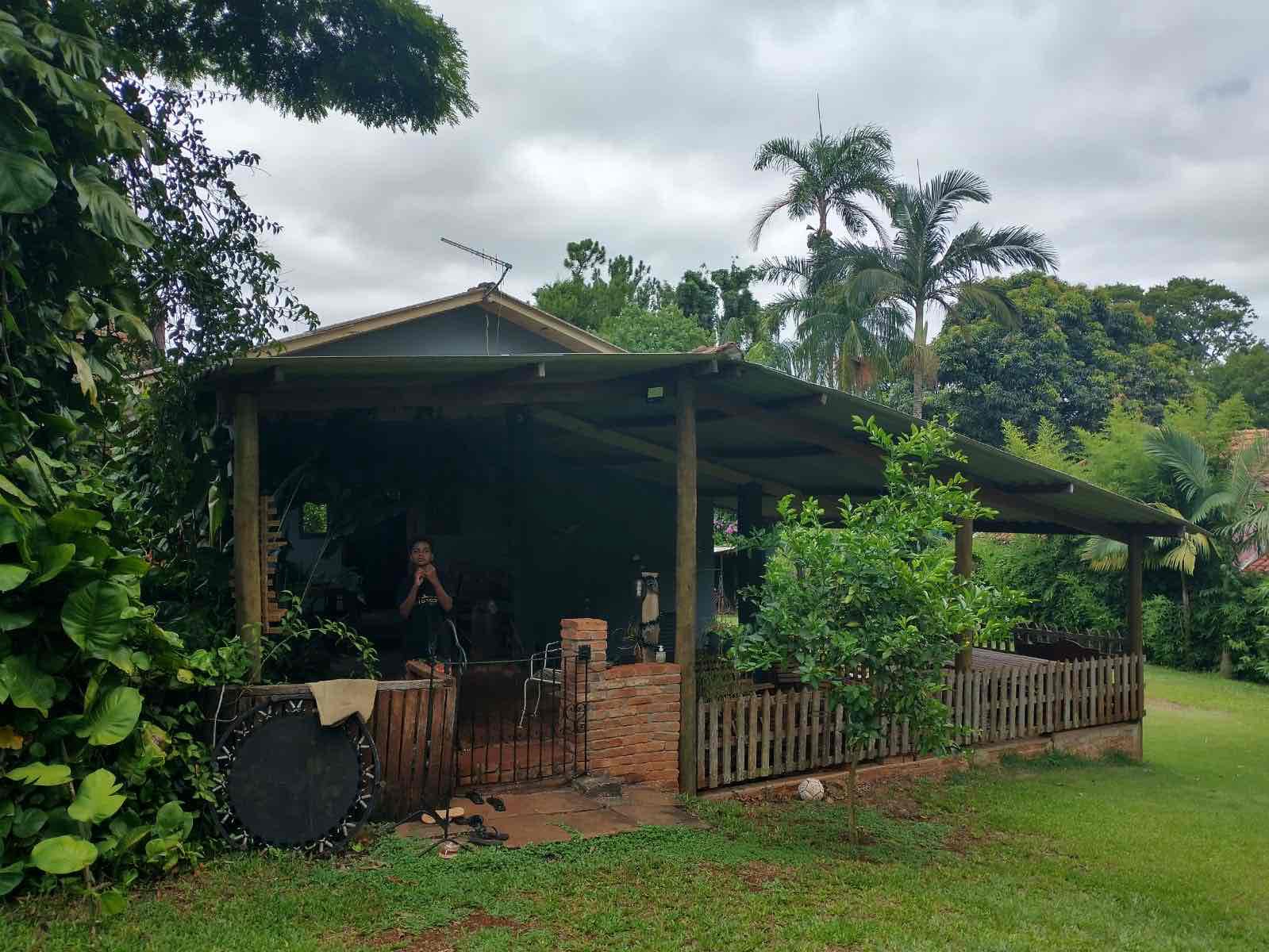 Chácara à venda, próximo ao Royal Forest, 3000 m² total, com casa 300m² de construção, 3 quartos sendo 1 suíte, Shangri-lá, Londrina, PR