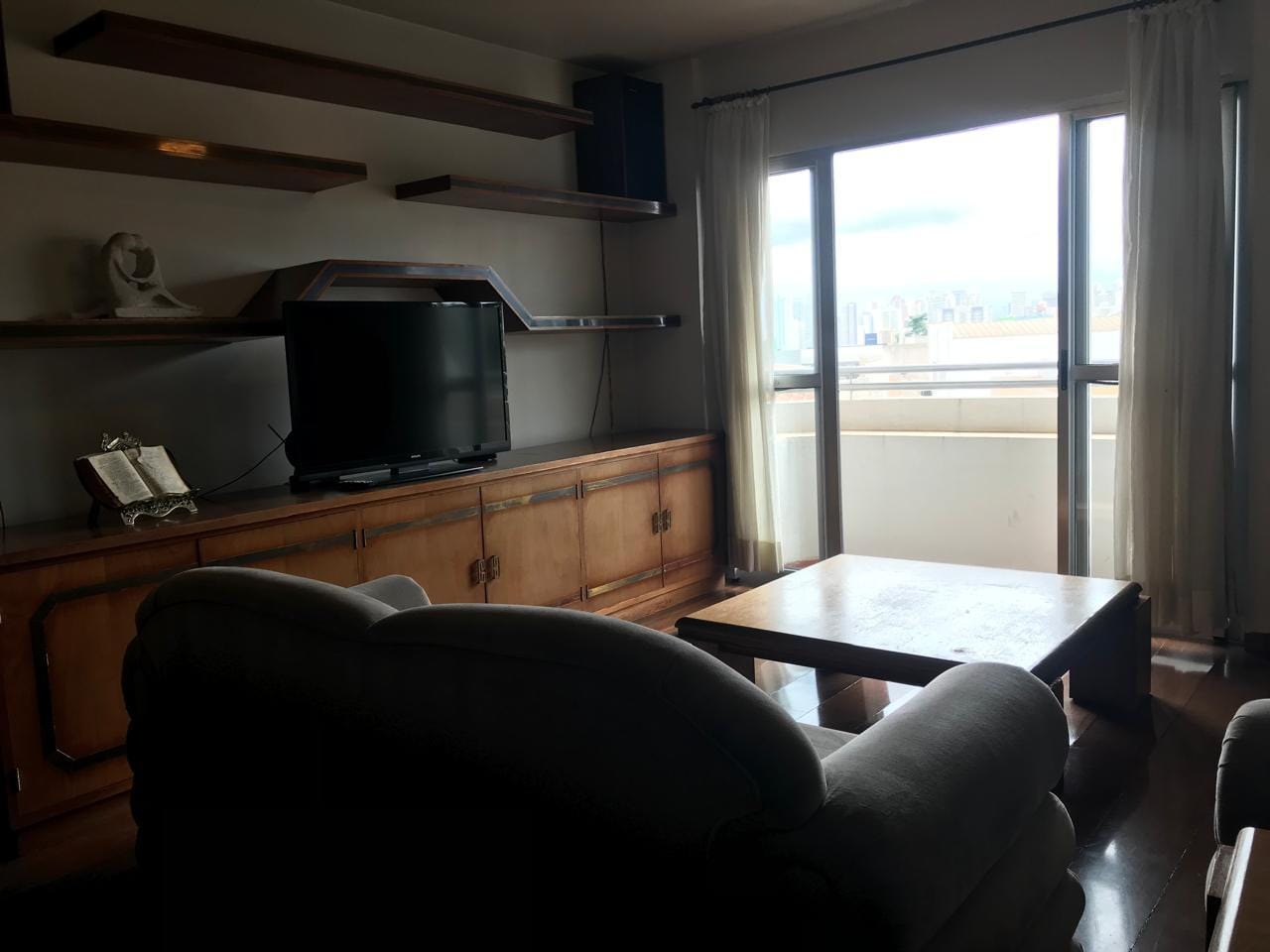 Apartamento à venda , Edifício Nevada, 175m², 4 quartos sendo 1 suíte, com sacada, 3 vagas -  Londrina, PR