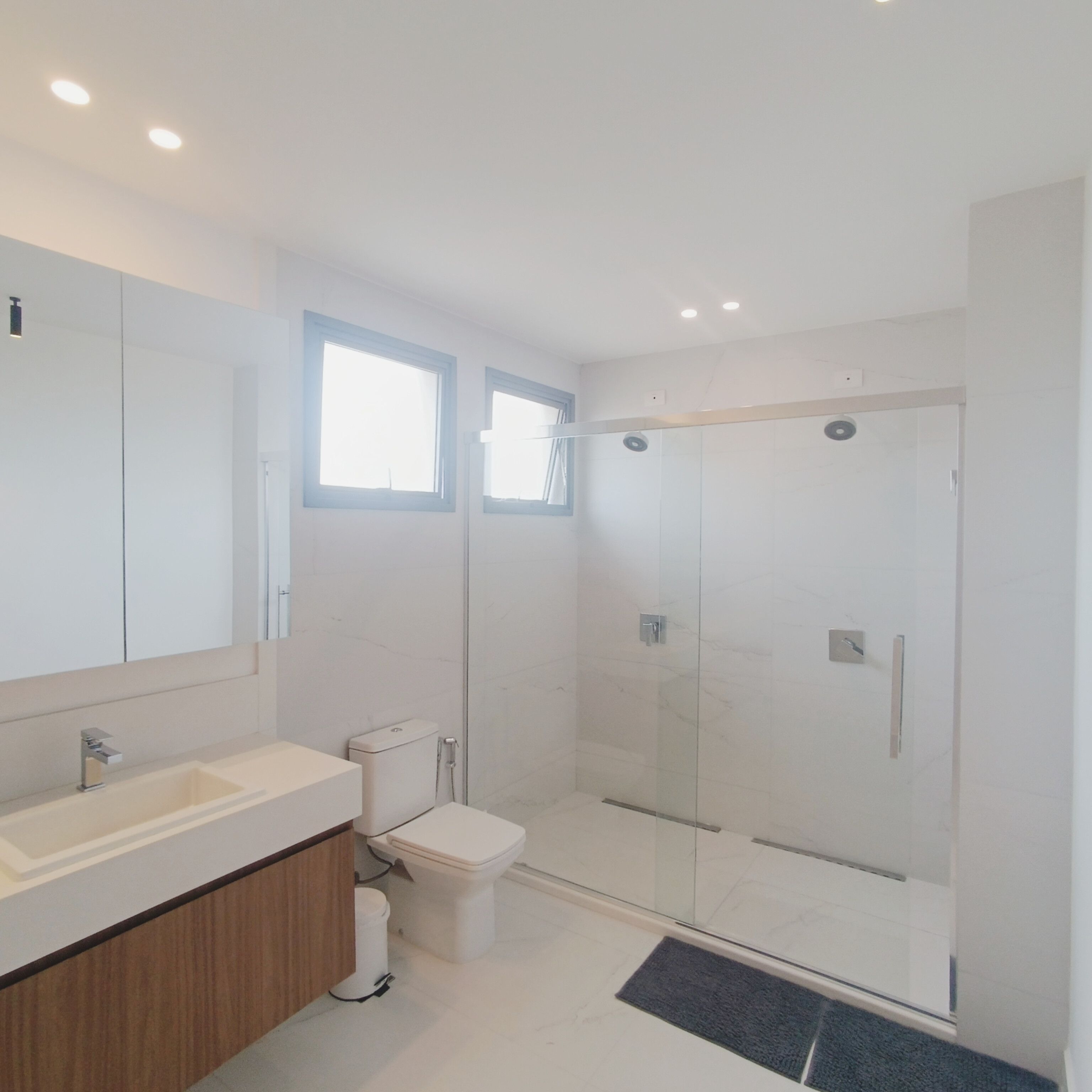 Apartamento à Venda, Ed Grand Palais, 3 suítes , completo em móveis planejados, andar alto- Gleba Fazenda Palhano, Londrina, PR