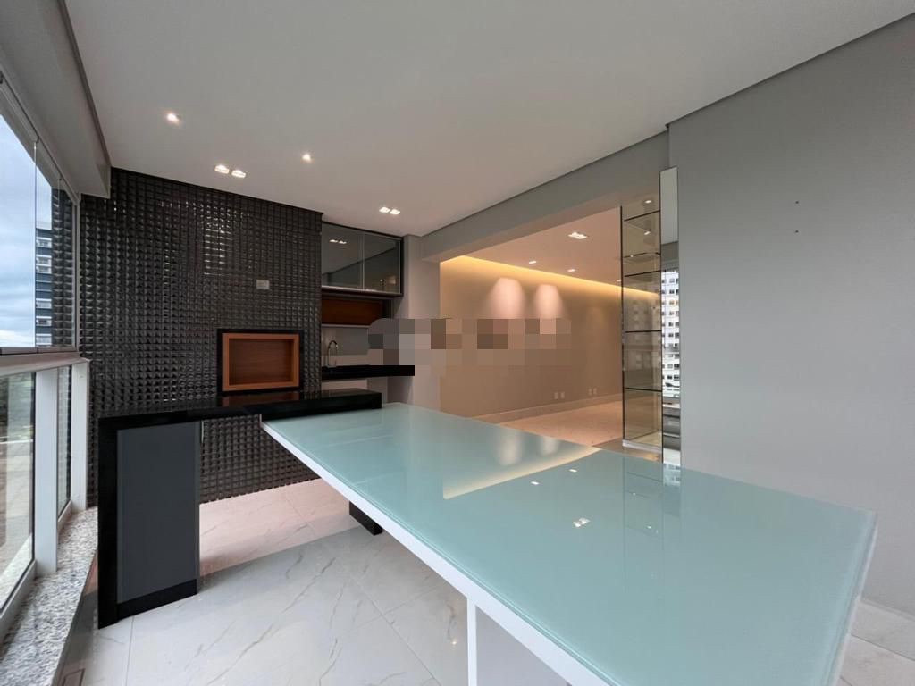 Apartamento à venda, Edifício Chelsea Tower, 100m² úteis, todo planejado /estuda permuta na gleba até 500mil-  Santa Rosa, Londrina, PR