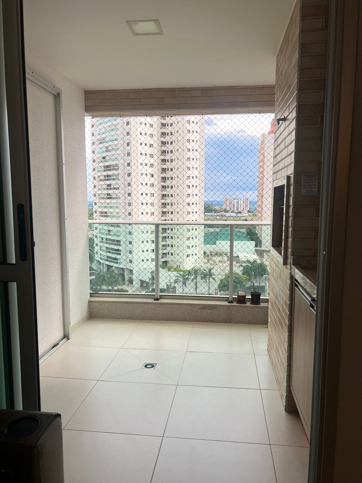 Apartamento à venda, 137 m², Florais Eco Resort, Gleba Fazenda Palhano, Londrina, PR