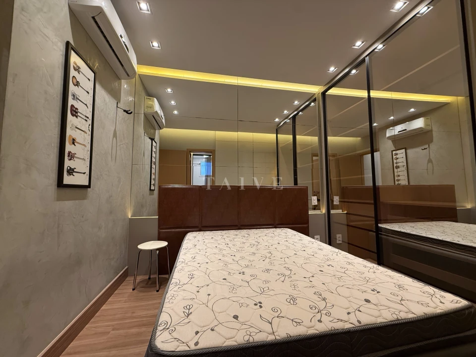 Apartamento mobiliado e decorado Champs Élysées 3 suites com closet e hidromassagem na Praça Pè Vermelho em Londrina