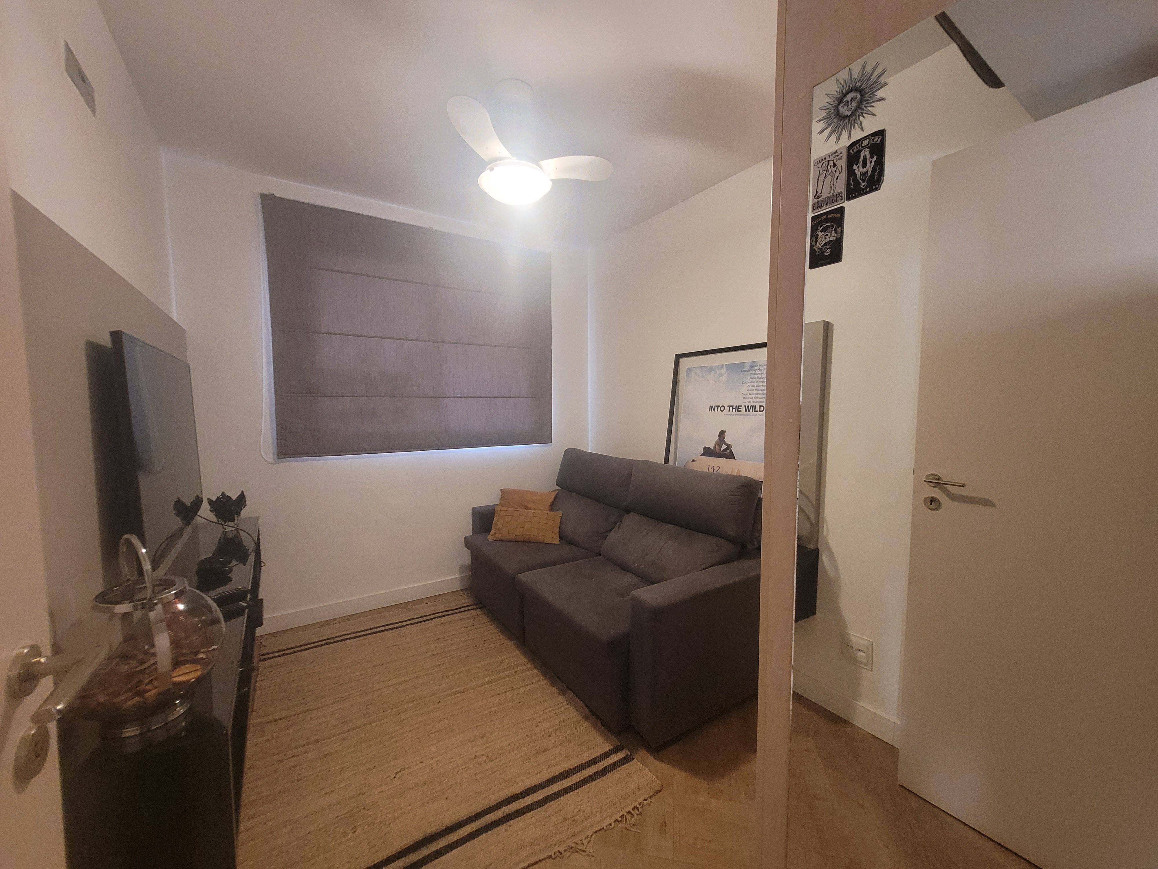 Apartamento à venda, no Edifício Le Corbusier, 122m², 3 quartos, 2 vagas de garagem, andar alto, sacada com churrasqueira, Gleba Palhano - Londri