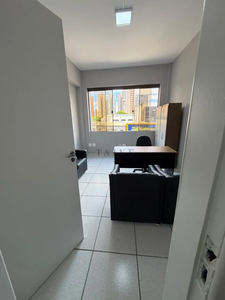Comercial Para Alugar Centro Londrina, mobiliada, climatizada, de 11 m², 13 m², 19 m², 20 m², 22 m², a partir de 1.590 reais - foto 14