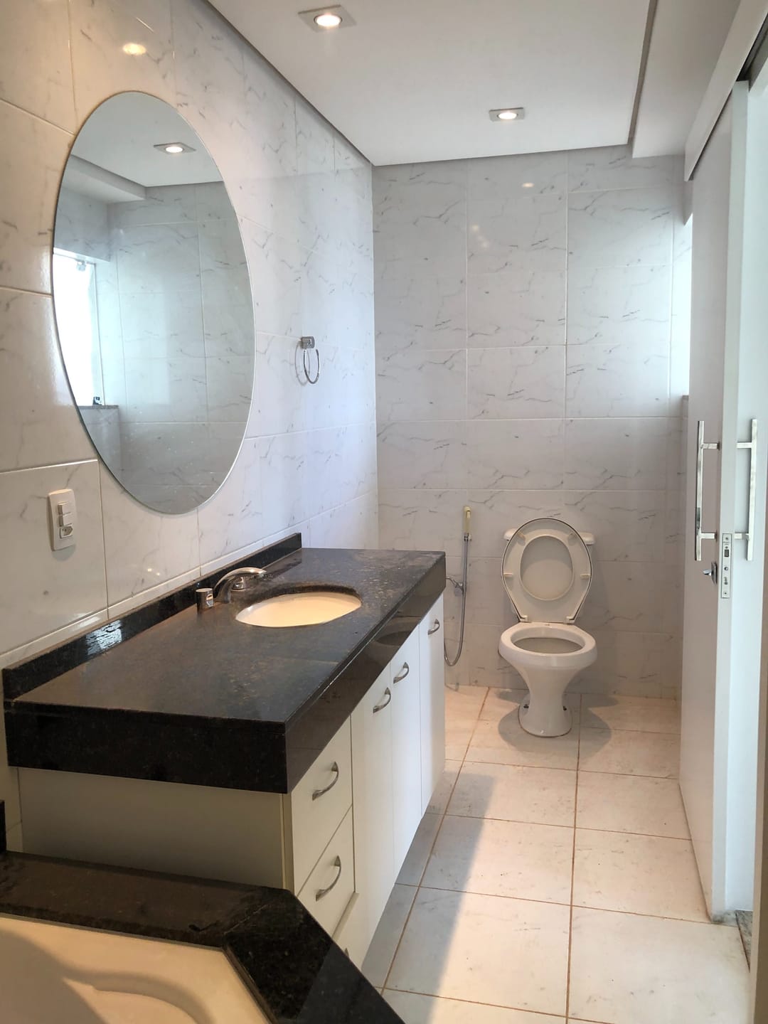 Casa à venda , Condomínio Acácia Imperial, 400m² privativos, 4 suítes, churrasqueira e piscina - Royal, Londrina, PR