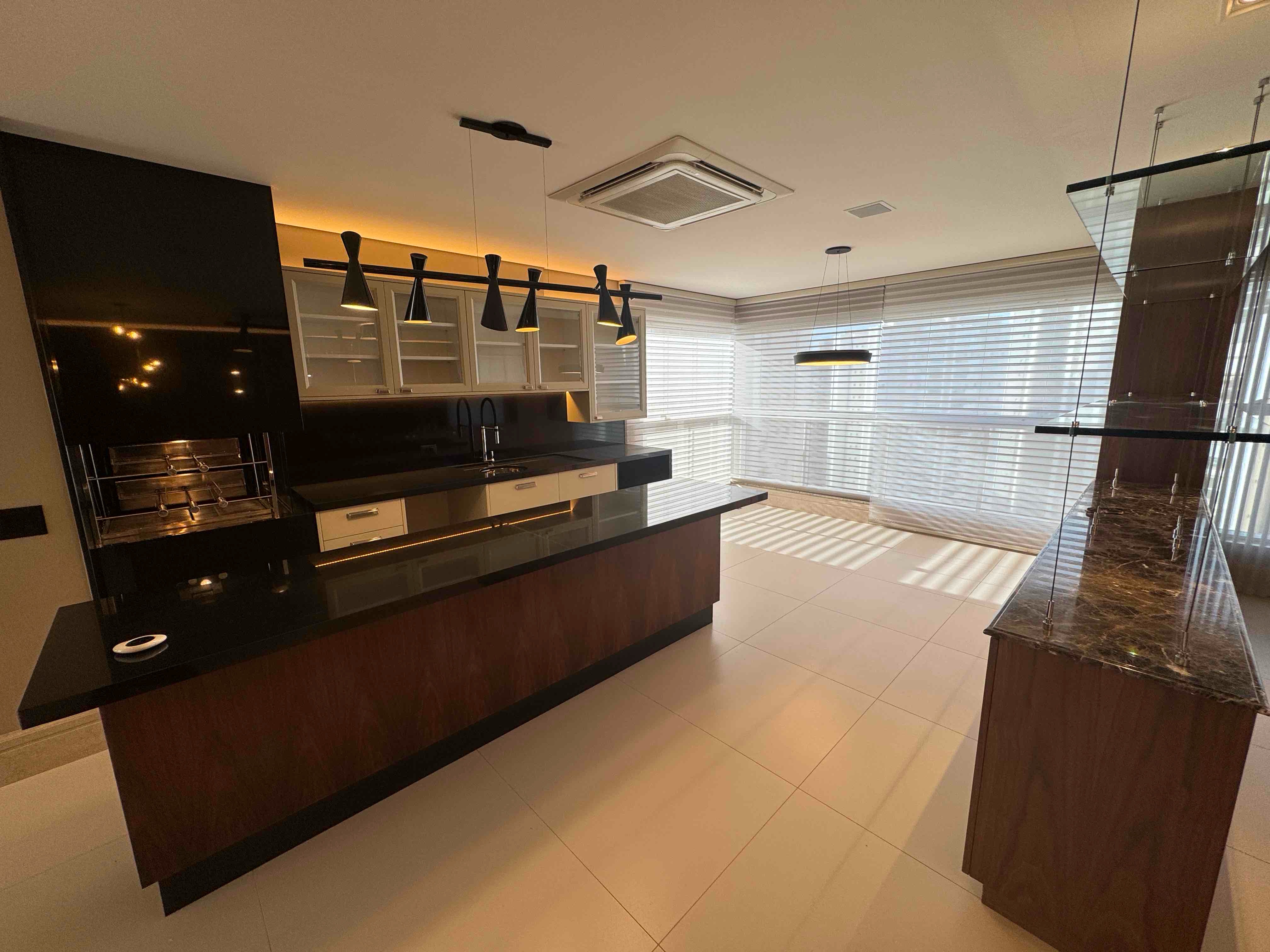 Apartamento à venda Landmark Residence, andar alto, Gleba Fazenda Palhano, Londrina, PR