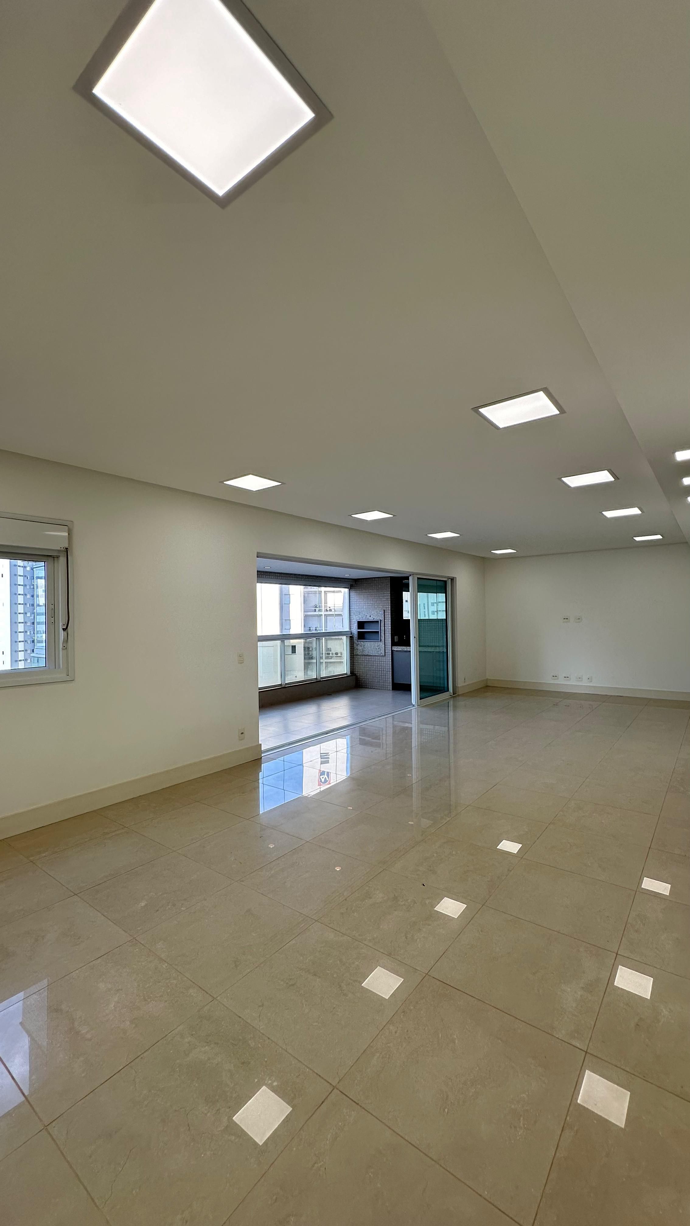 Apartamento novo à venda, Ed Torre Valverde, 200m²úteis,  3 suítes, todo planejado, 4 vagas - Gleba Fazenda Palhano, Londrina, PR