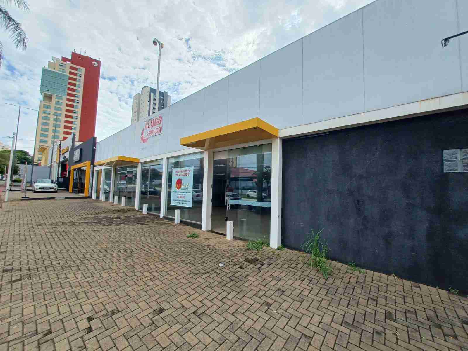 Barracão para locação, 800m² úteis, fachada em vidro, excelente localização Av Higienópolis , 8 vagas-  Jardim Higienópolis, Londrina, PR