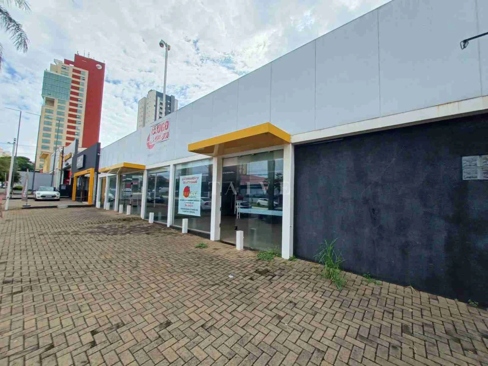 Barracão para locação, 800m² úteis, fachada em vidro, excelente localização Av Higienópolis , 8 vagas-  Jardim Higienópolis, Londrina, PR - foto 14