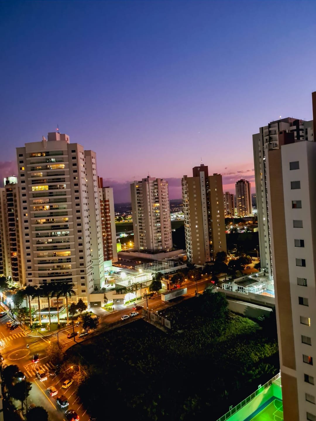 Apartamento à venda, Cond Max Living 83m², 3 quartos (sendo 1 suítes), 2 vagas de garagem Gleba Fazenda Palhano, Londrina, PR