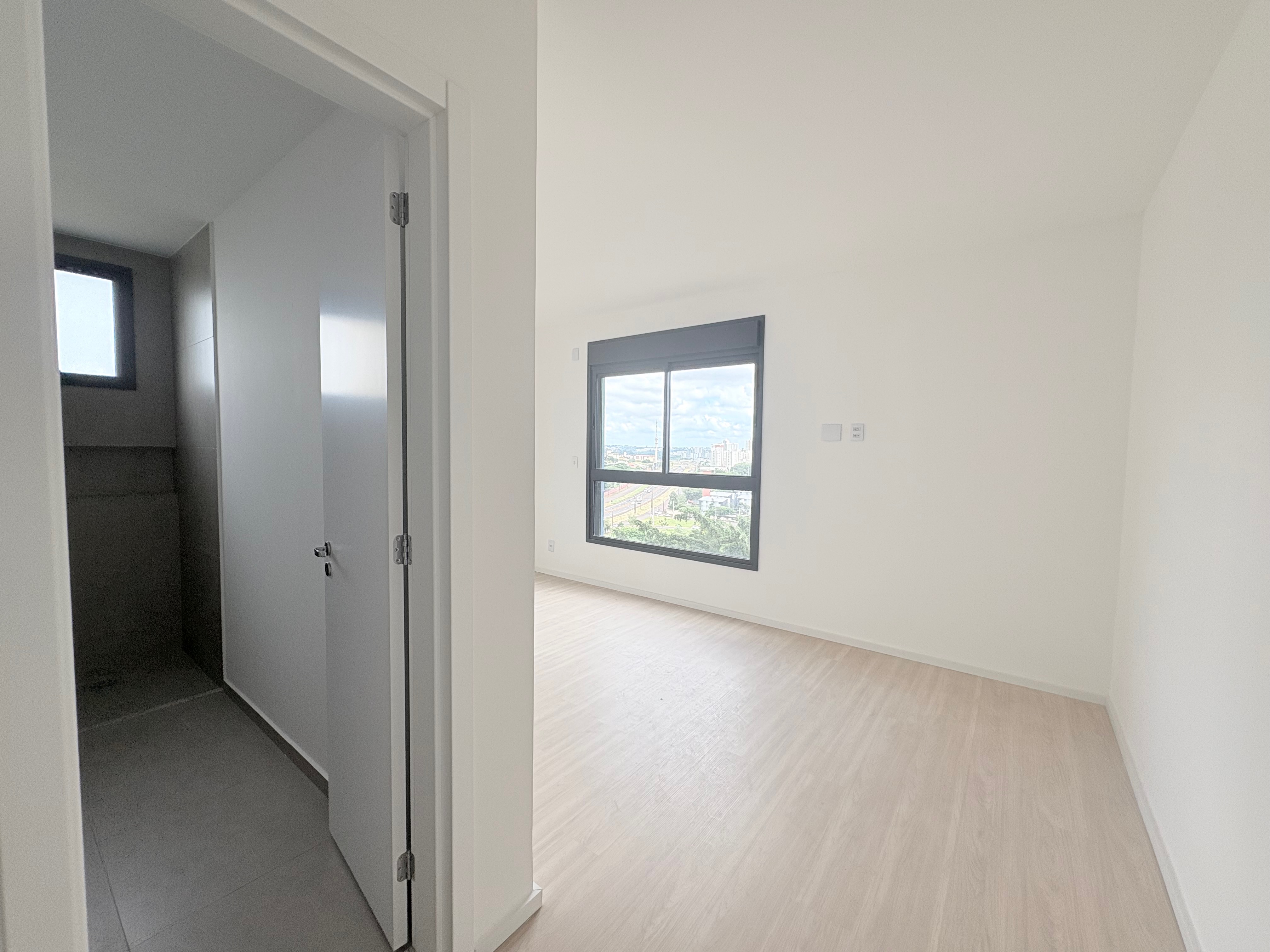 Apartamento à venda,  Edifício Tay, 98m² úteis, 2 suítes, 2 vagas -  Gleba  Palhano - Londrina Pr